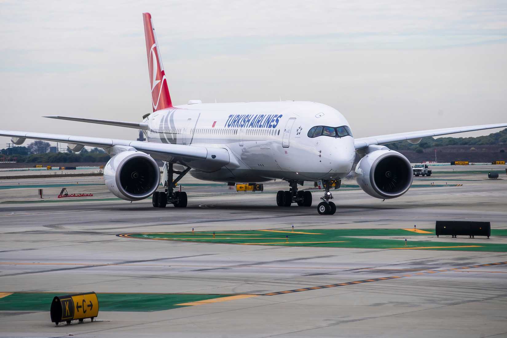Turkish Airlines A350-900 at Los Angeles LAX Karolis Kavolelis