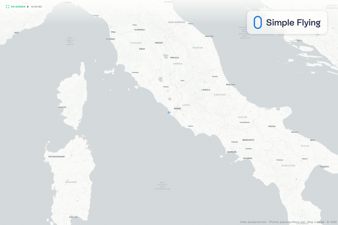 Screenshot of United Airlines 127 Diversion to BCN