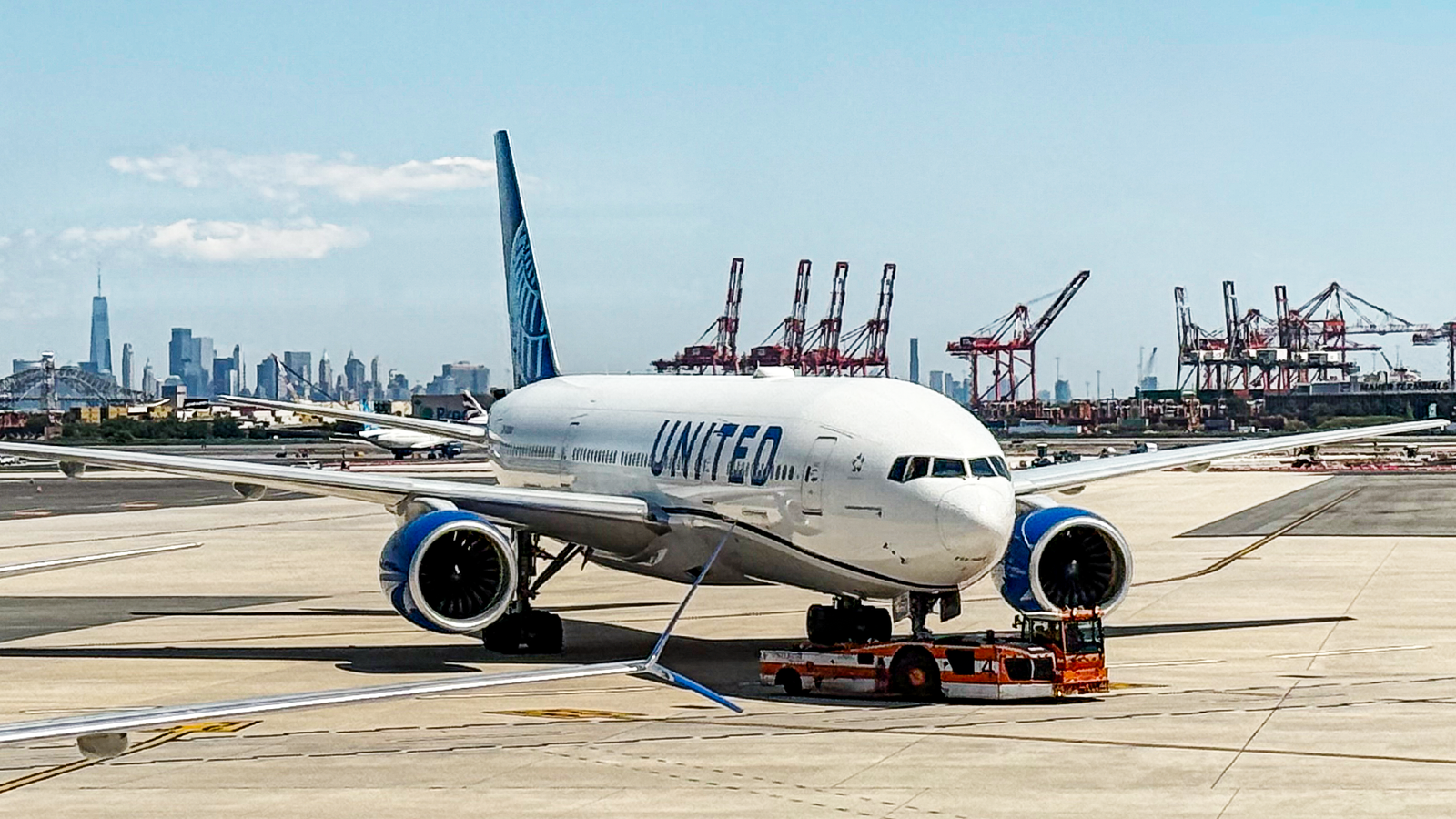 United Airlines: Jatos de Passageiros Transportam Peças F-35 para Israel
