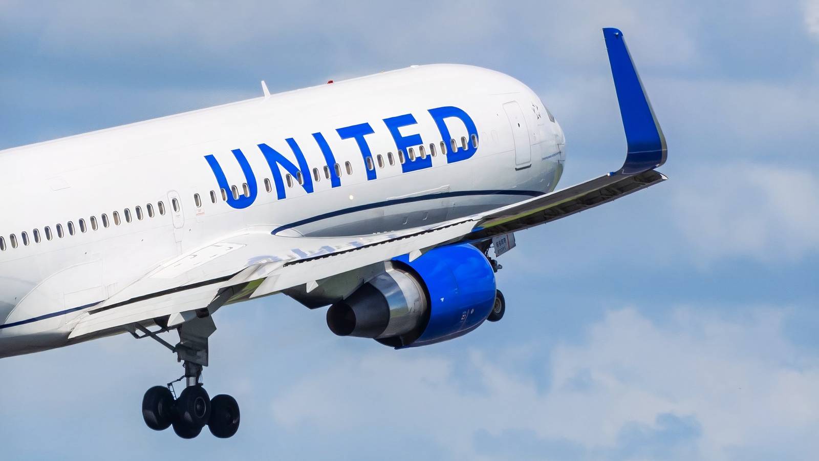 United Airlines cancela rotas e altera malha aérea internacional