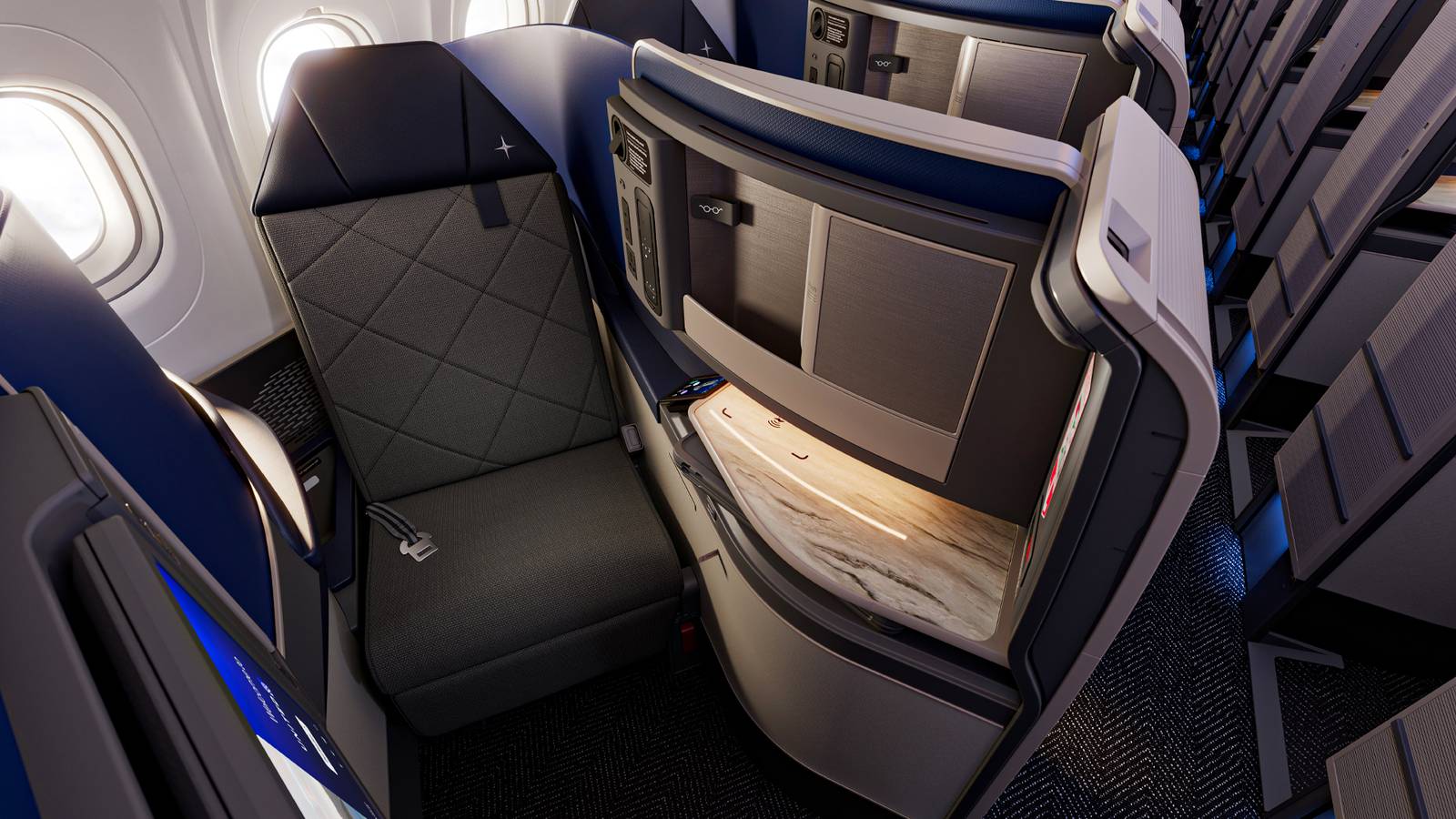 United Airlines Is Sitting On Hundreds Of Lie-Flat Seats That Fit Only 1 Aircraft It Can't Get