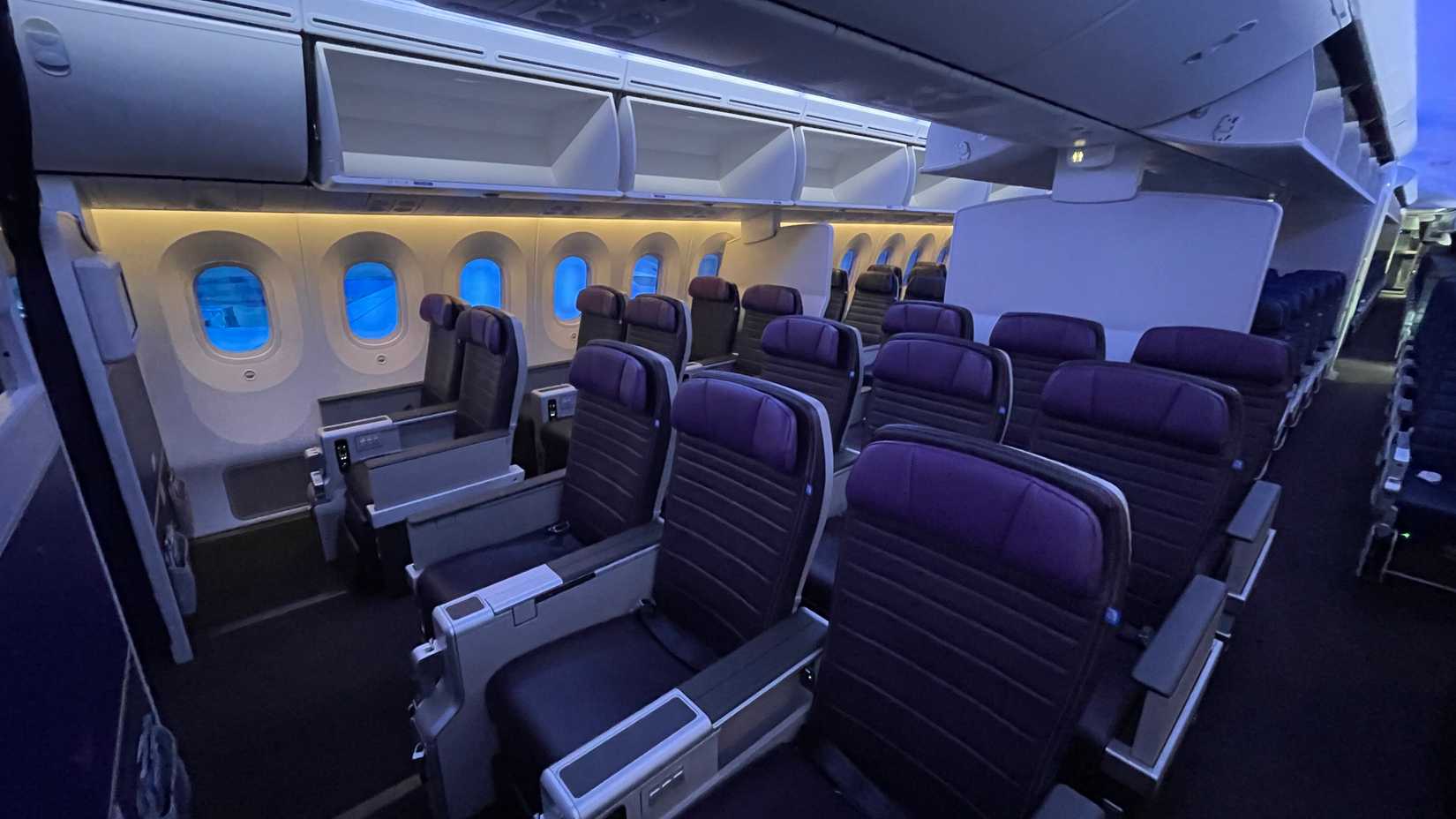 United Premium Plus Cabin Boeing 787