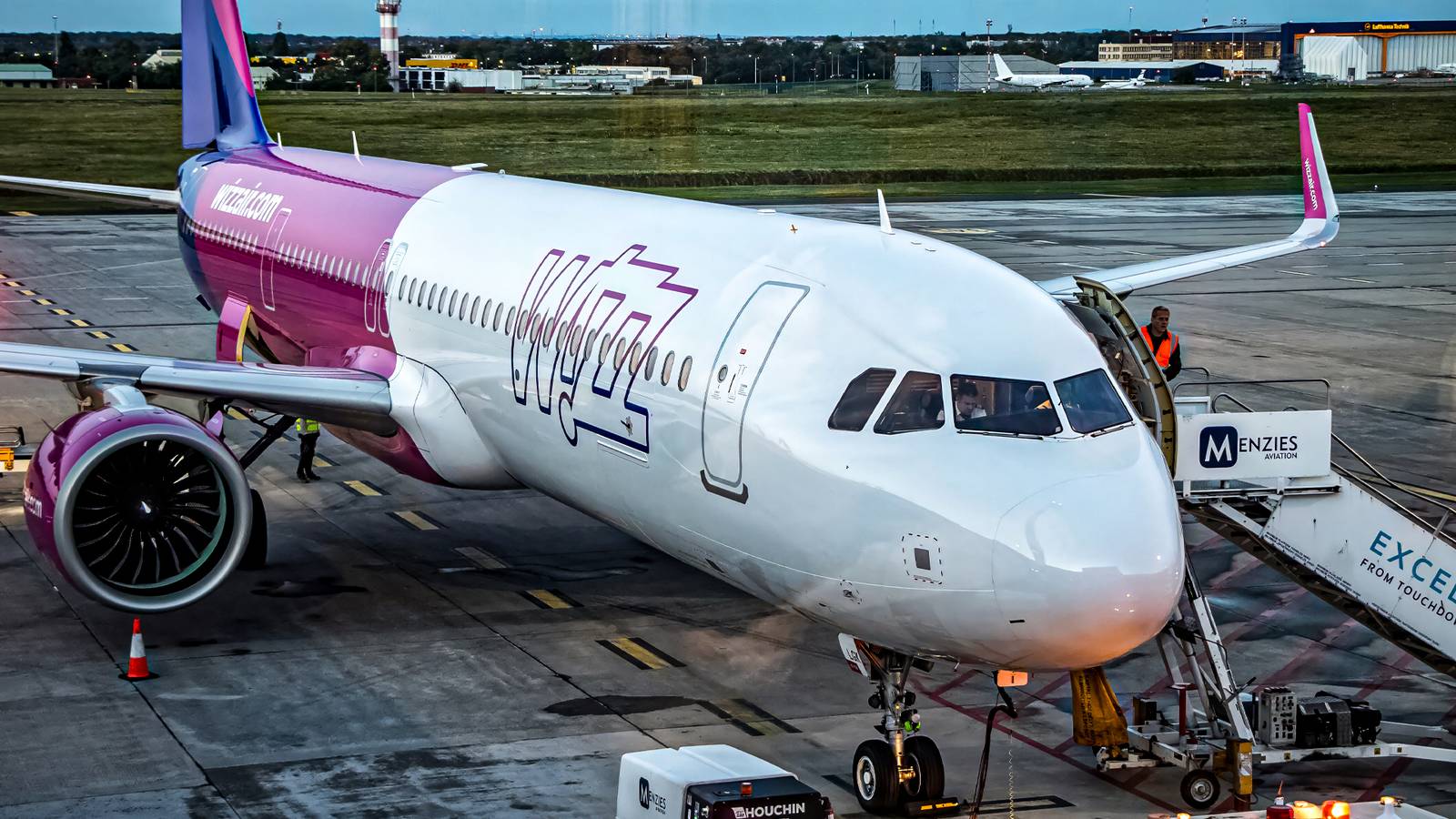 Wizz Air: Motores Removidos de A321XLRs Zero-KM em Aeroporto Polonês