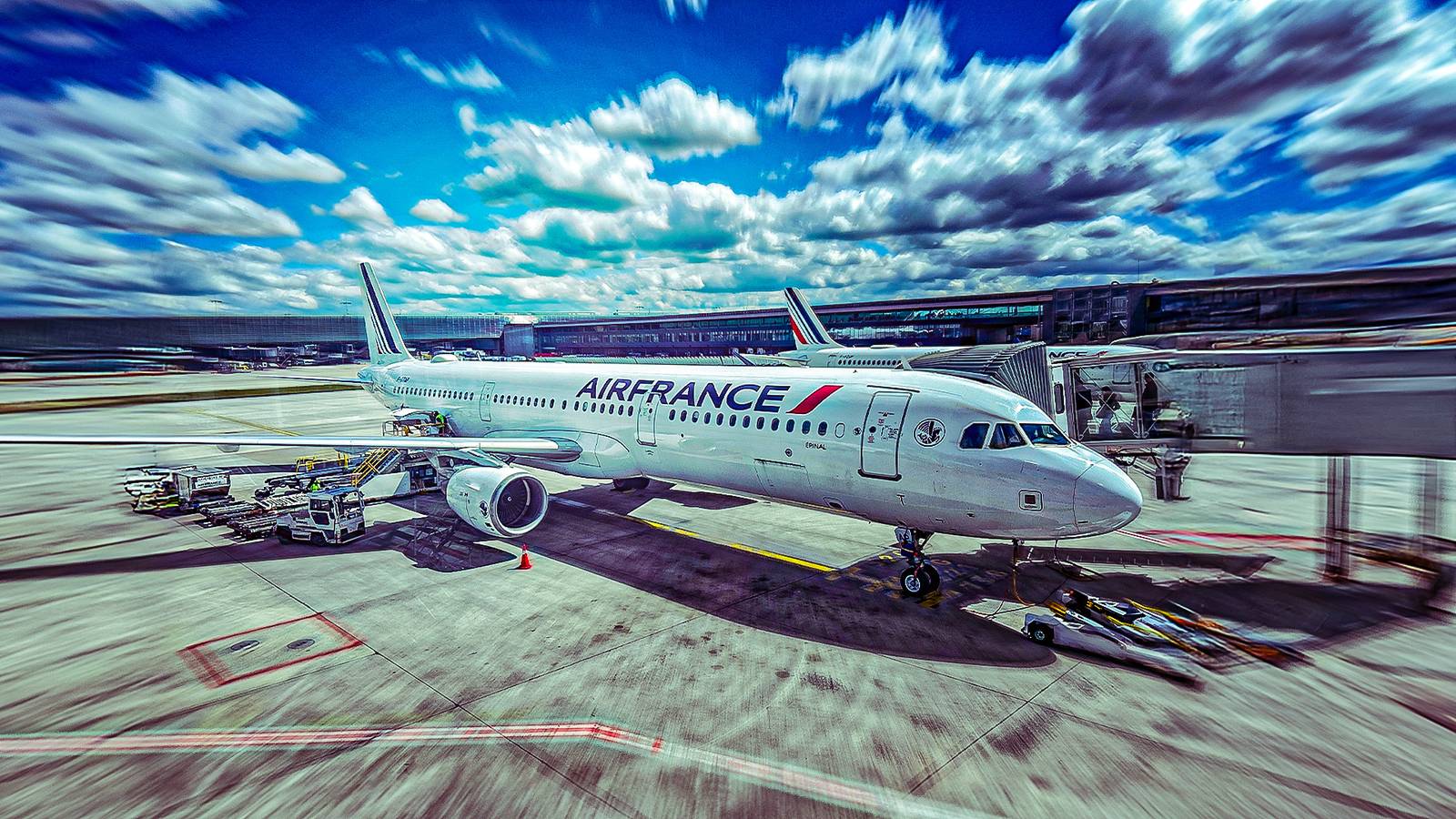 Papa Leão XIV abençoa pilotos de caça em voo da Air France de Airbus A321