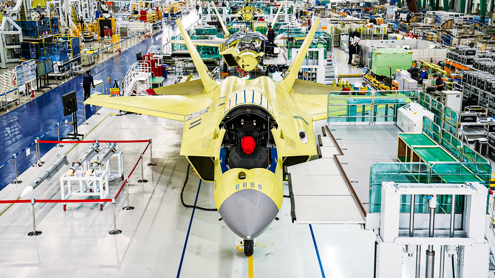 South Korea receives first KF‑21 fighter, after retiring its last F‑4E in 2024