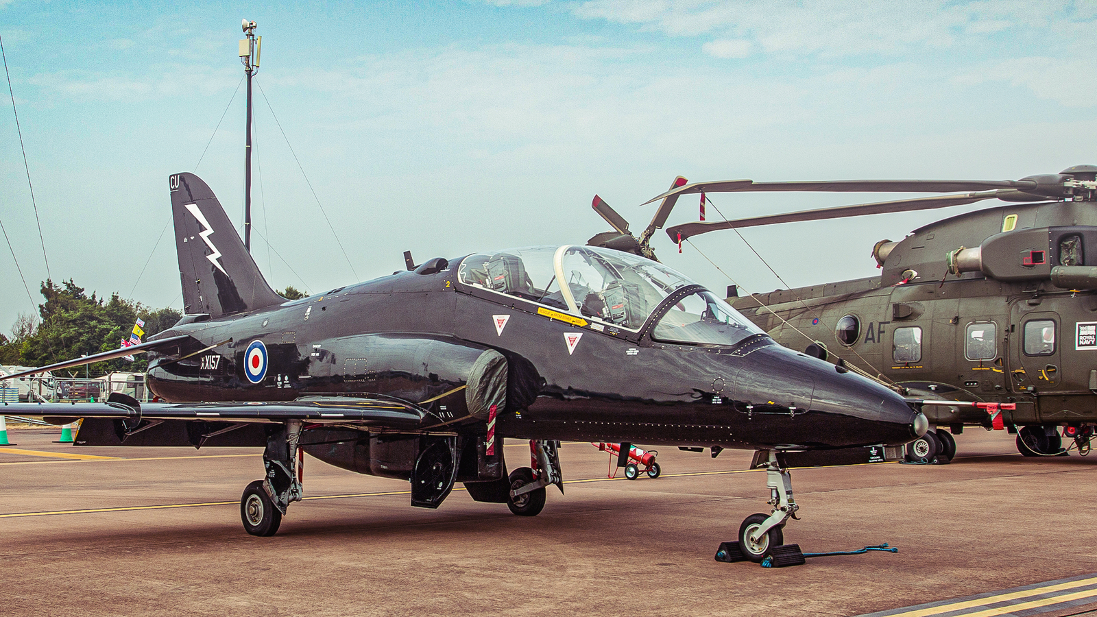 RAF grounds 27 Hawk T2 trainers after Valley crash
