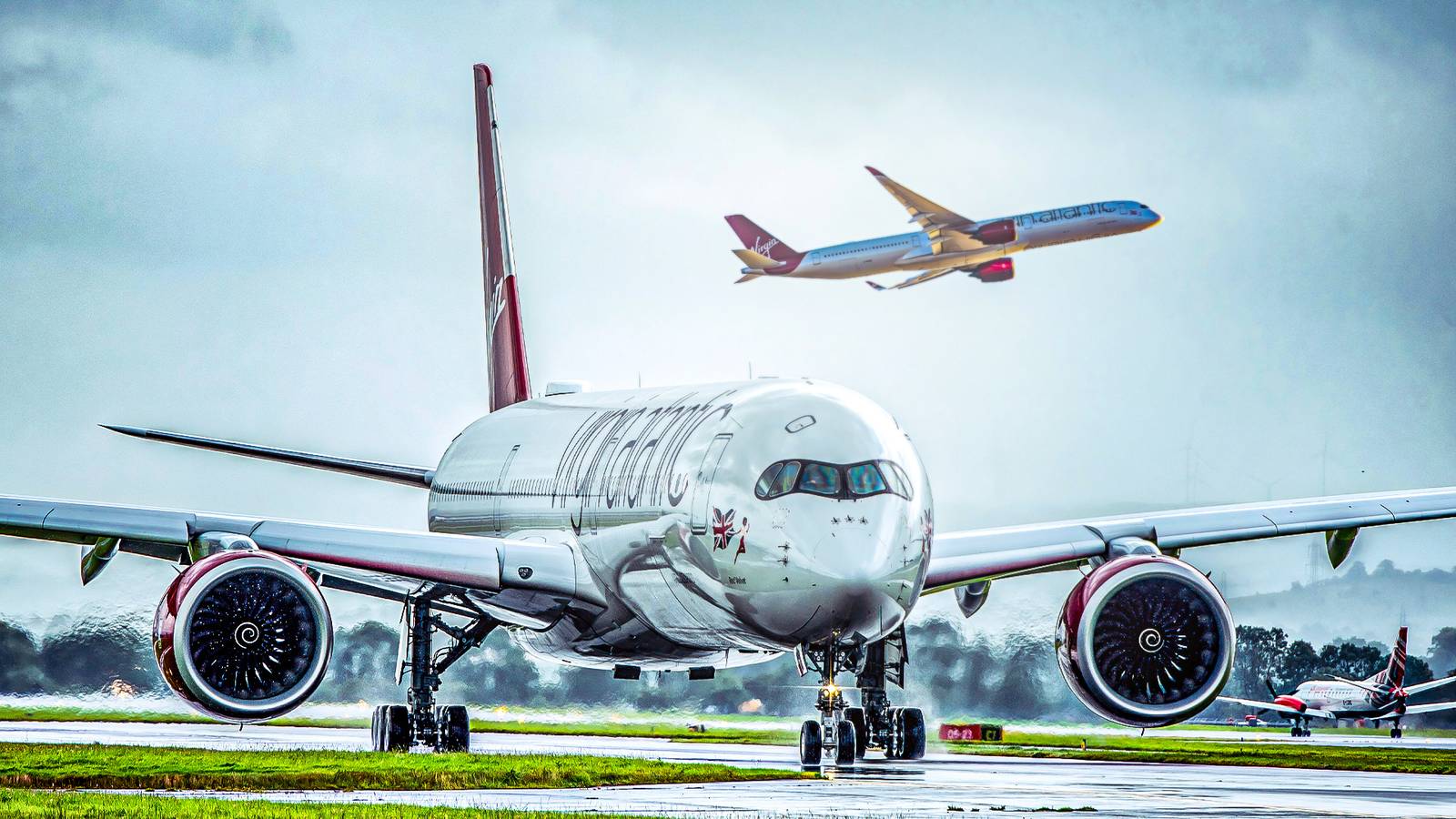Virgin A350 Surpreende: Voo Raro da NFL Pousa em Londres Stansted