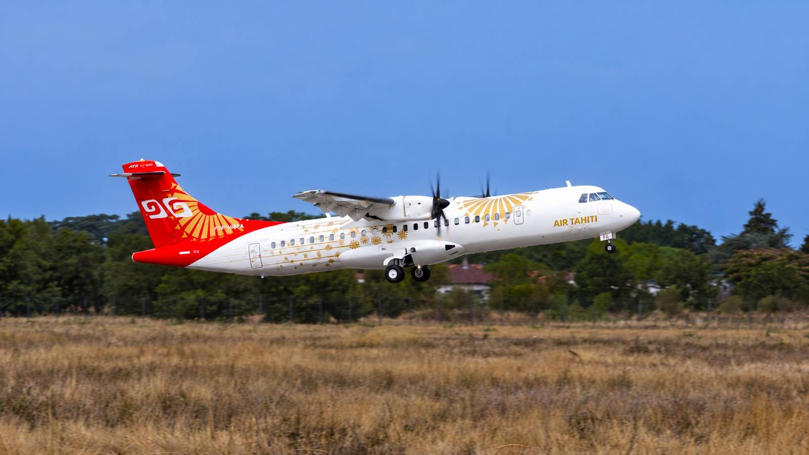 Air Tahiti lança voo épico com ATR-72 executivo da França à Polinésia