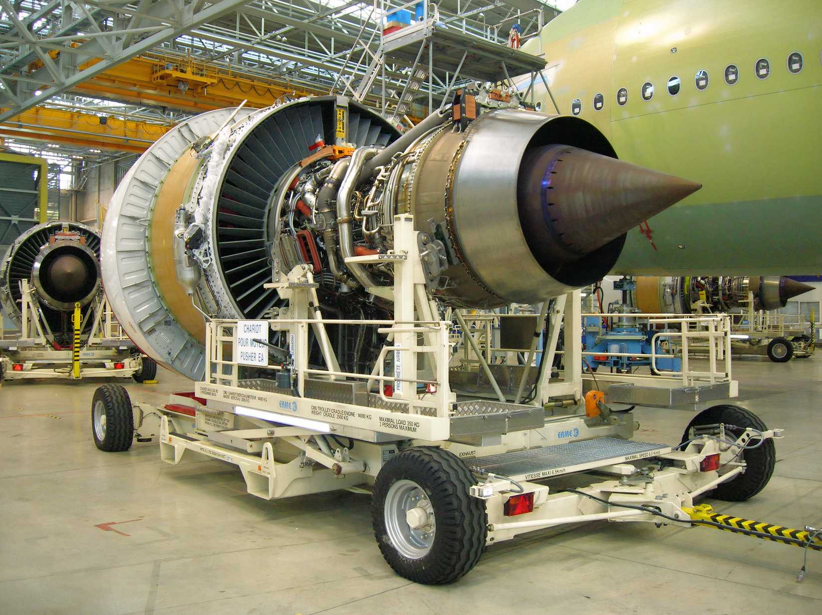 Airbus Lagardère GP7200 engine