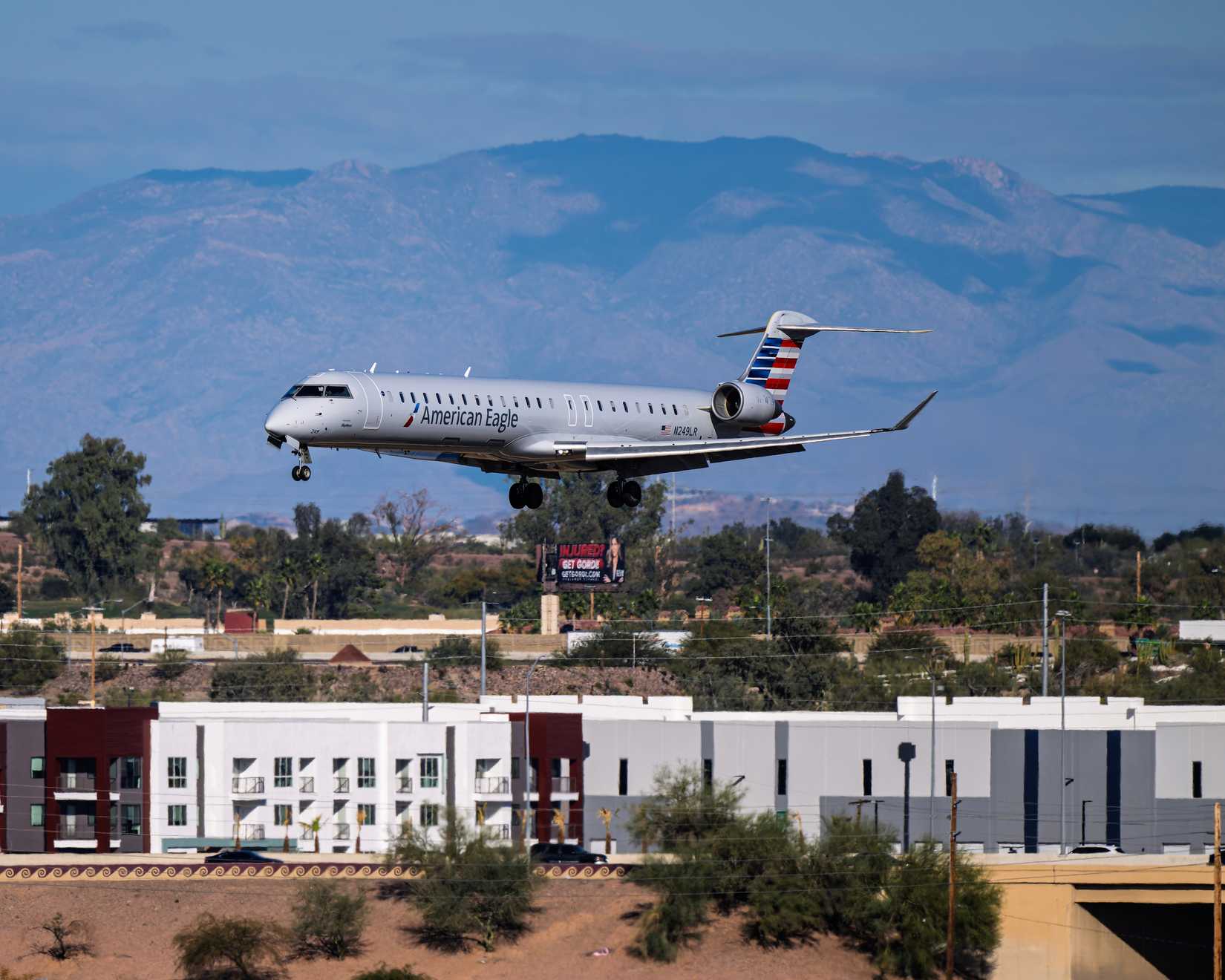 American Airlines Skywest CRJ900 in Phoenix