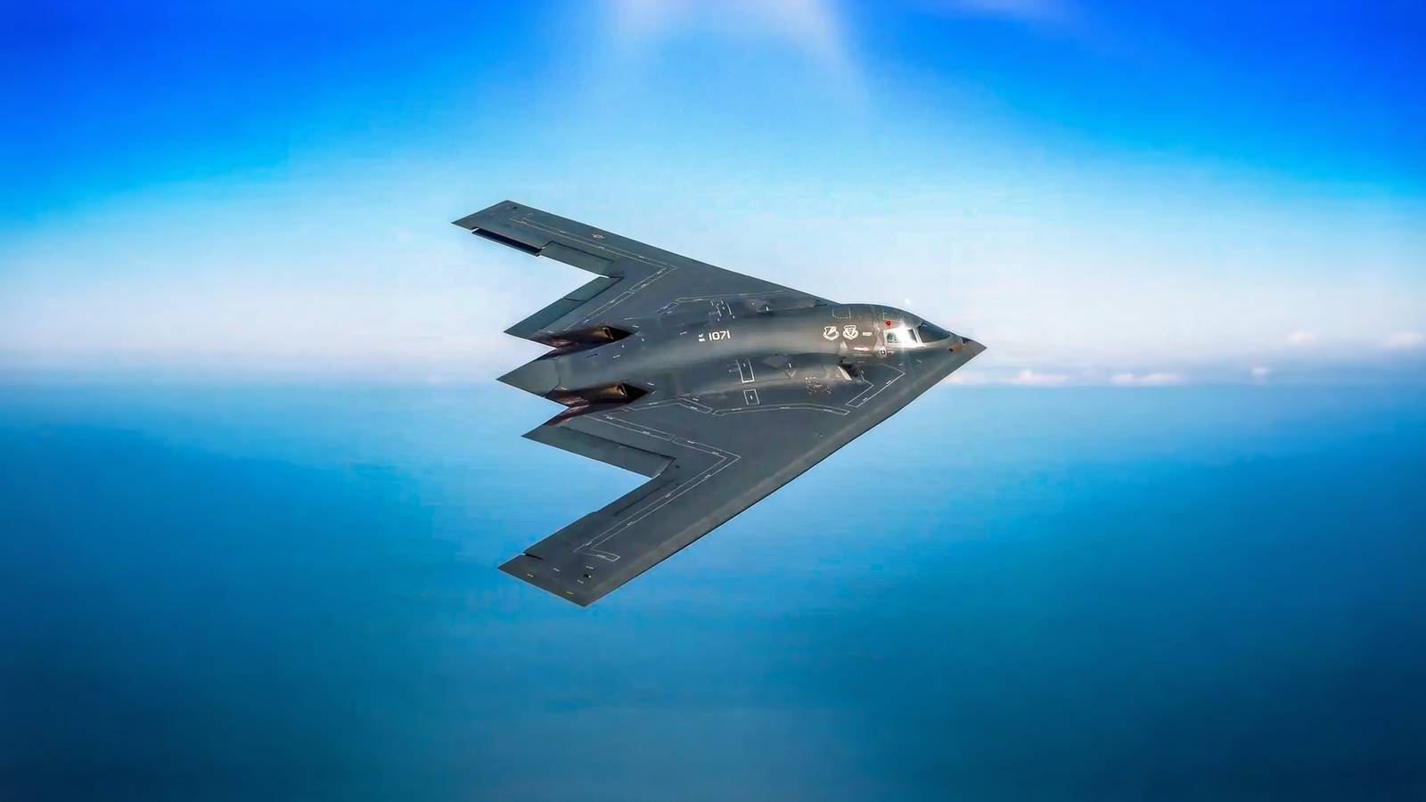 Como 7 bombardeiros B-2 voaram 36 horas até o Irã enquanto isca ia a Guam