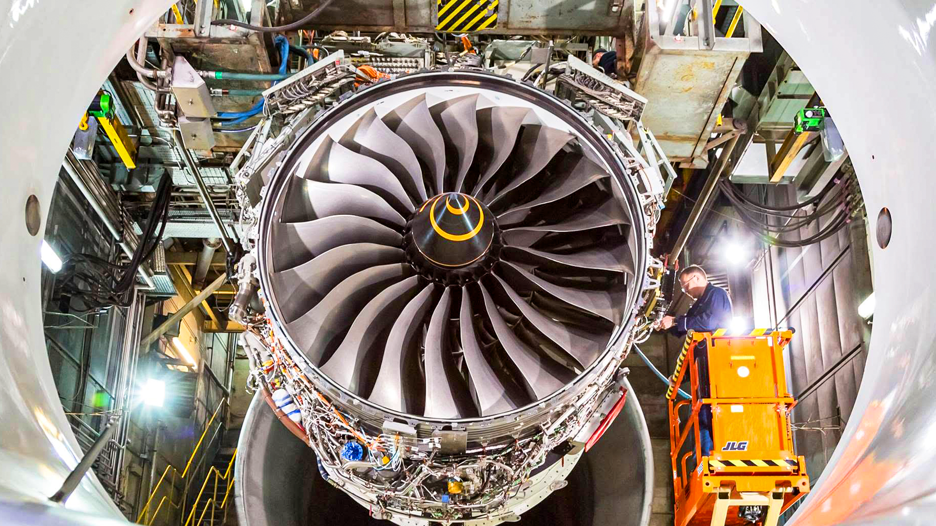 Bird Strikes, Blade-Offs & Water Walls: How Jet Engines Get Certified In 2026