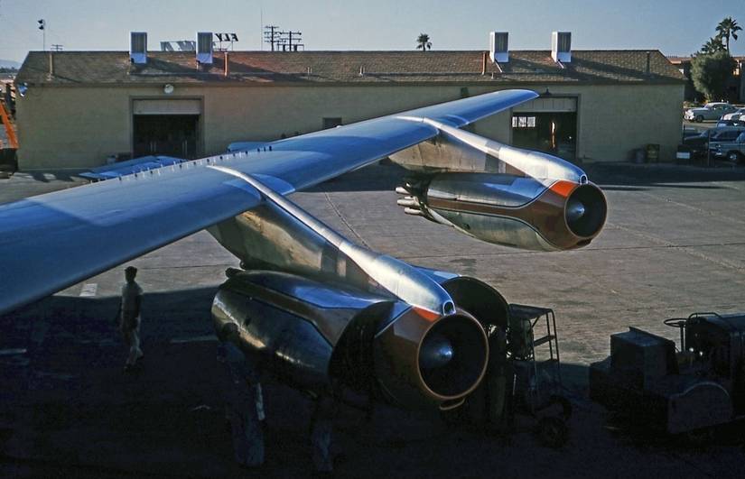 Boeing 707-123, American Airlines at Pheonix Sky Harbor Airport