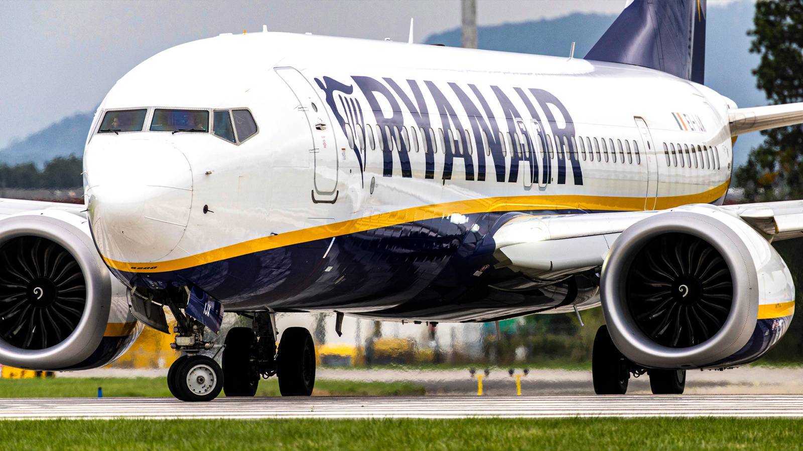 Boeing 737: O que muda entre as gerações Classic, NG e MAX