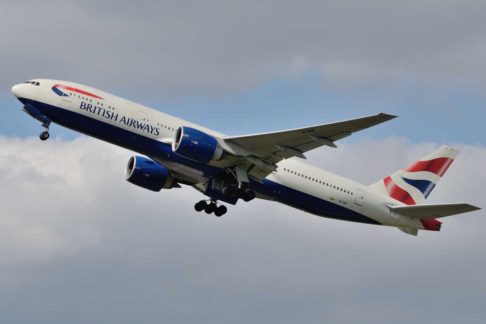 British Airways Boeing 777-200ER at Heathrow