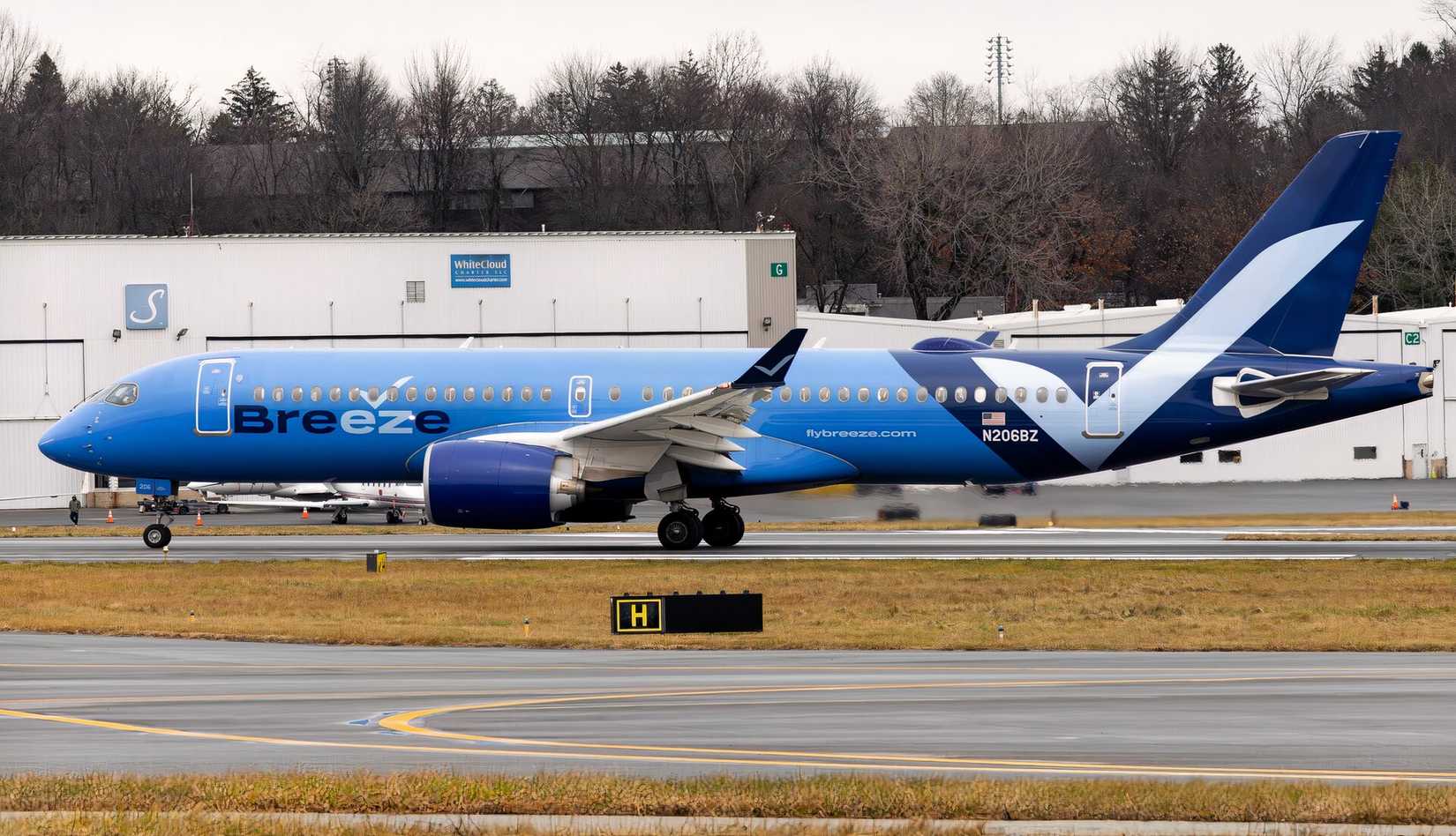 Breeze Launches Massive 16 New Nonstop Routes: See Full List Now