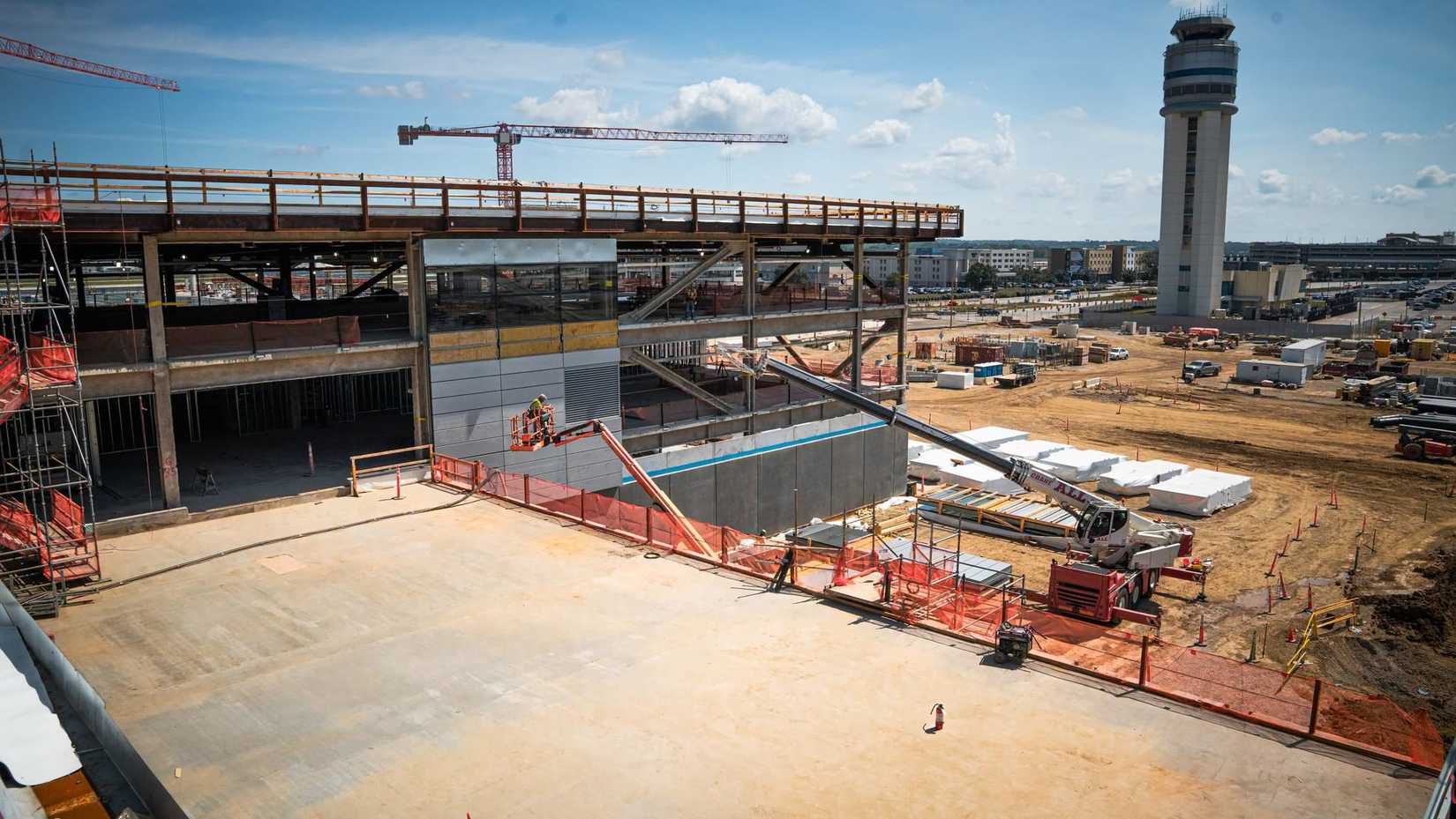 Columbus International Airport terminal development