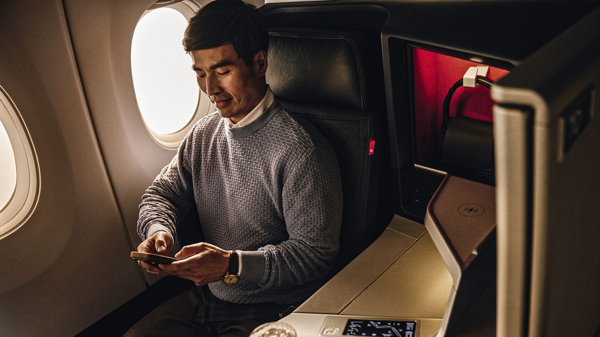 Developing: Delta One's 'Biggest Overhaul In 30 Years' Still Has A Smaller Screen Than United's Polaris Studio