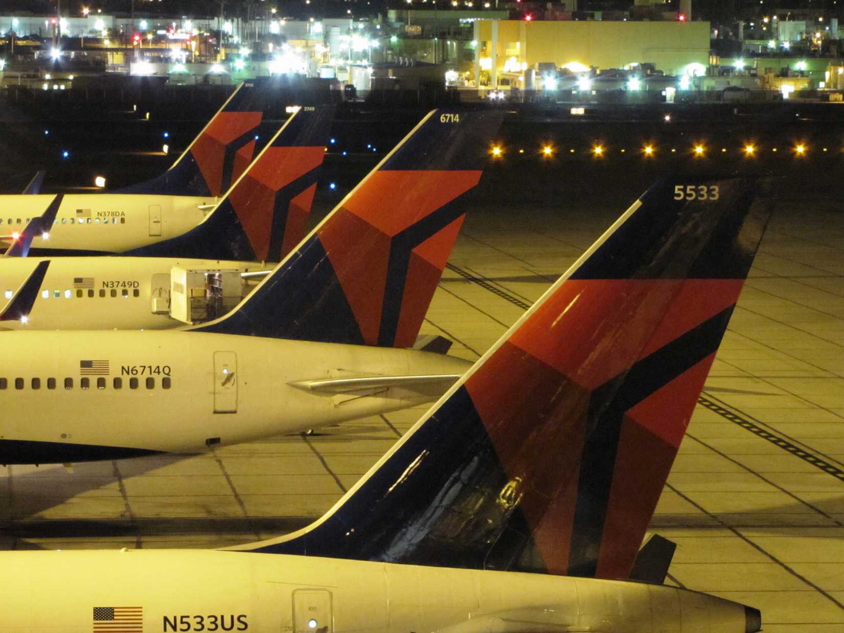 Delta_Air_Lines_(6090385664)