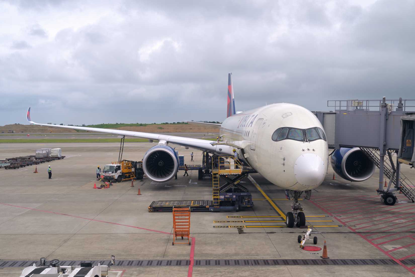 Delta Air Lines Won't Get Its Boeing 787-10s Until 2031, So The Airbus ...