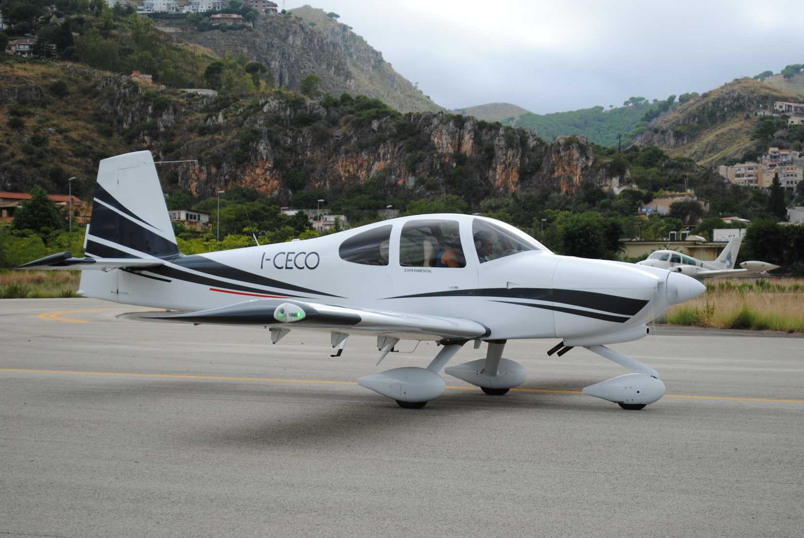Van's RV-10 