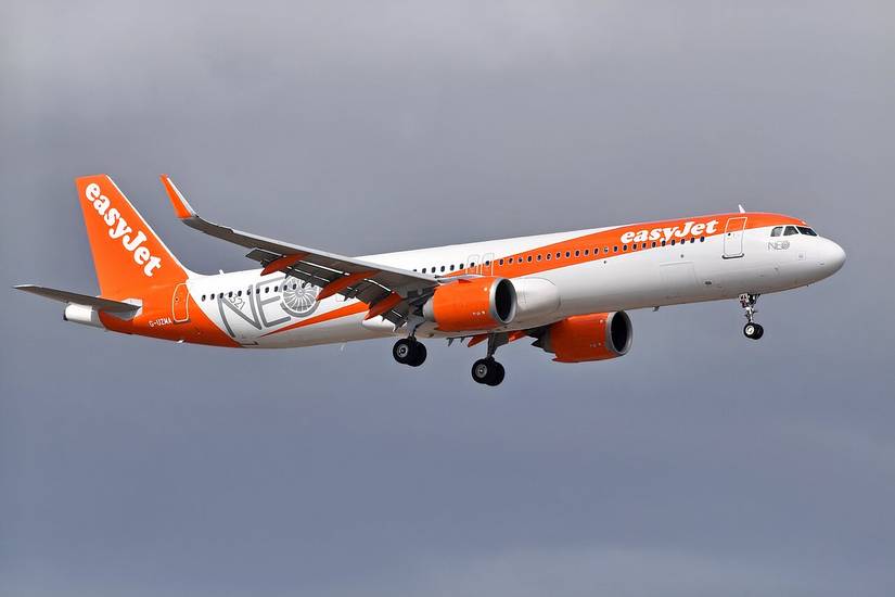 easyJet A321neo final