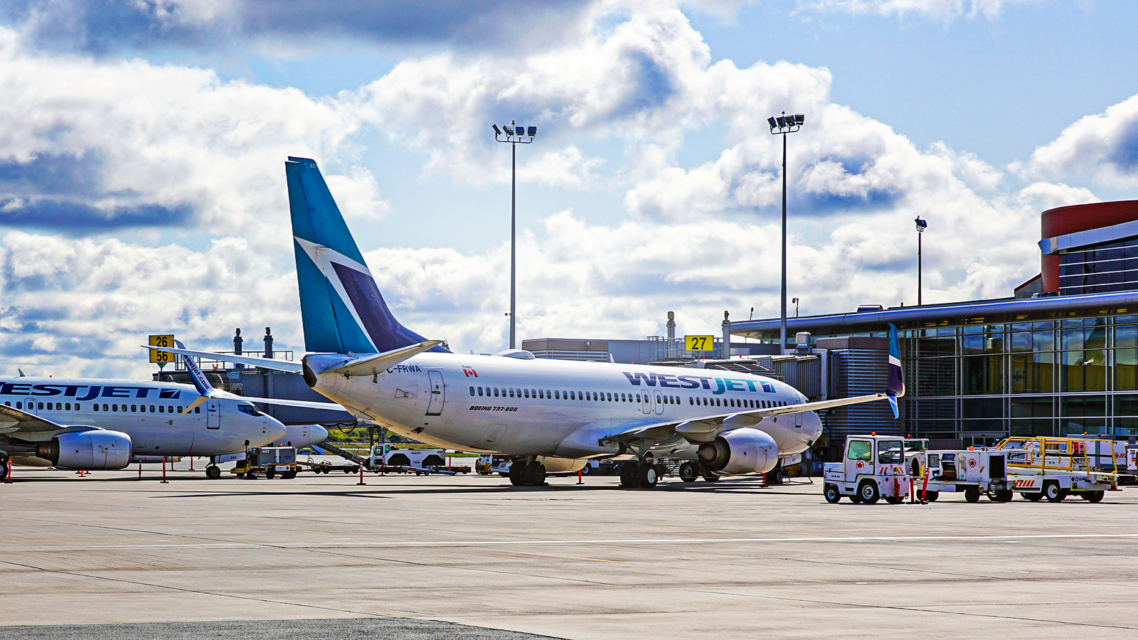Aeroporto de Halifax bate recorde de tráfego, mas perde rotas transatlânticas