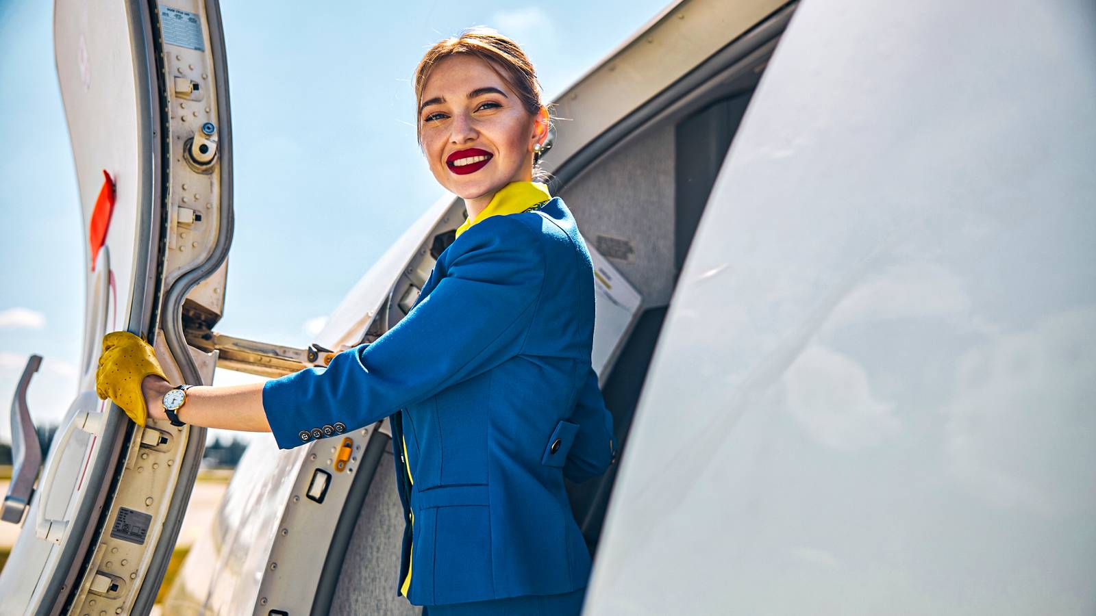 How Airlines Got Away With Only Paying Flight Attendants Once The ...