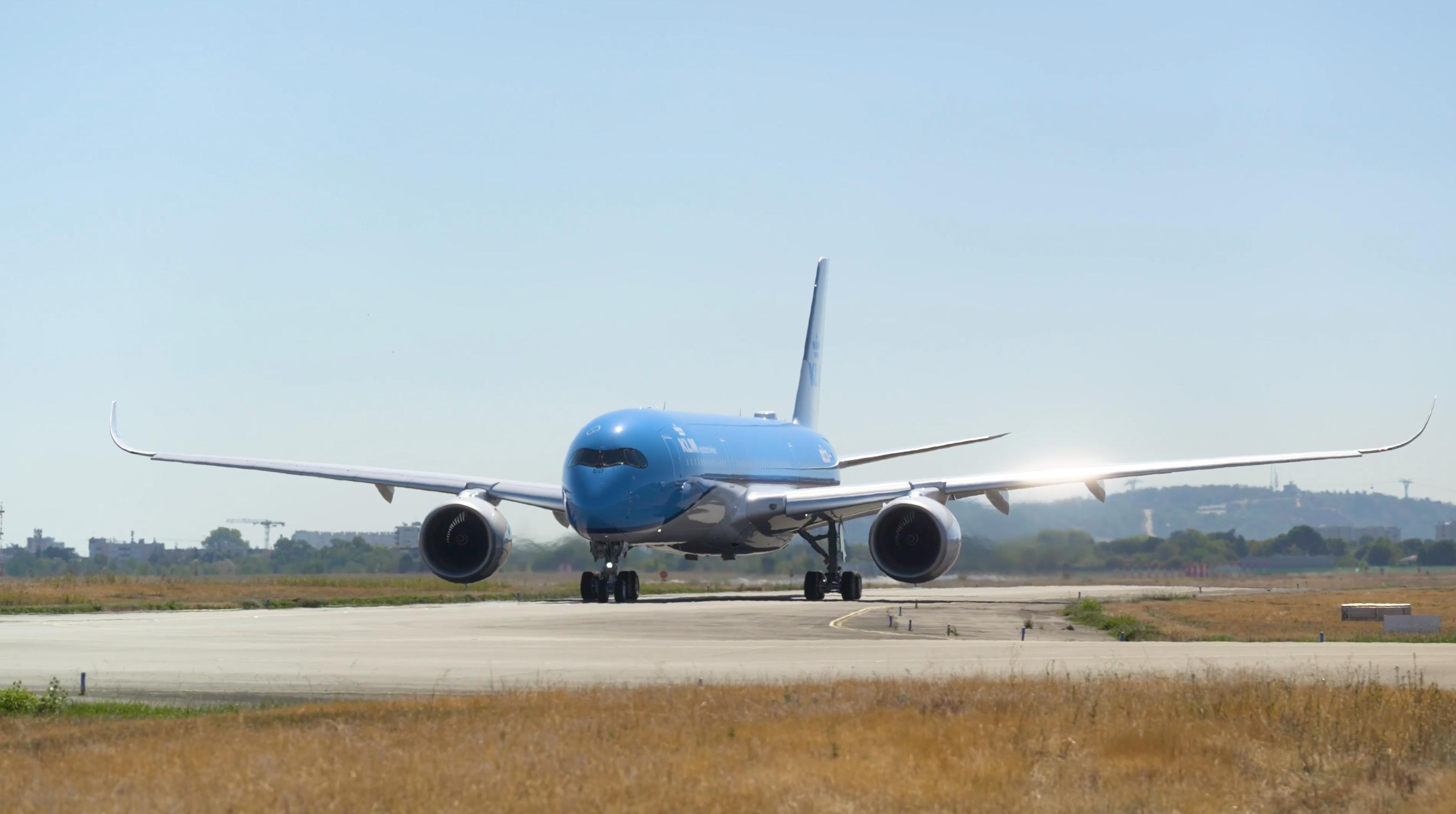 The Schiphol Noise Cap Forced KLM Back To The Airbus Widebody It Once Refused