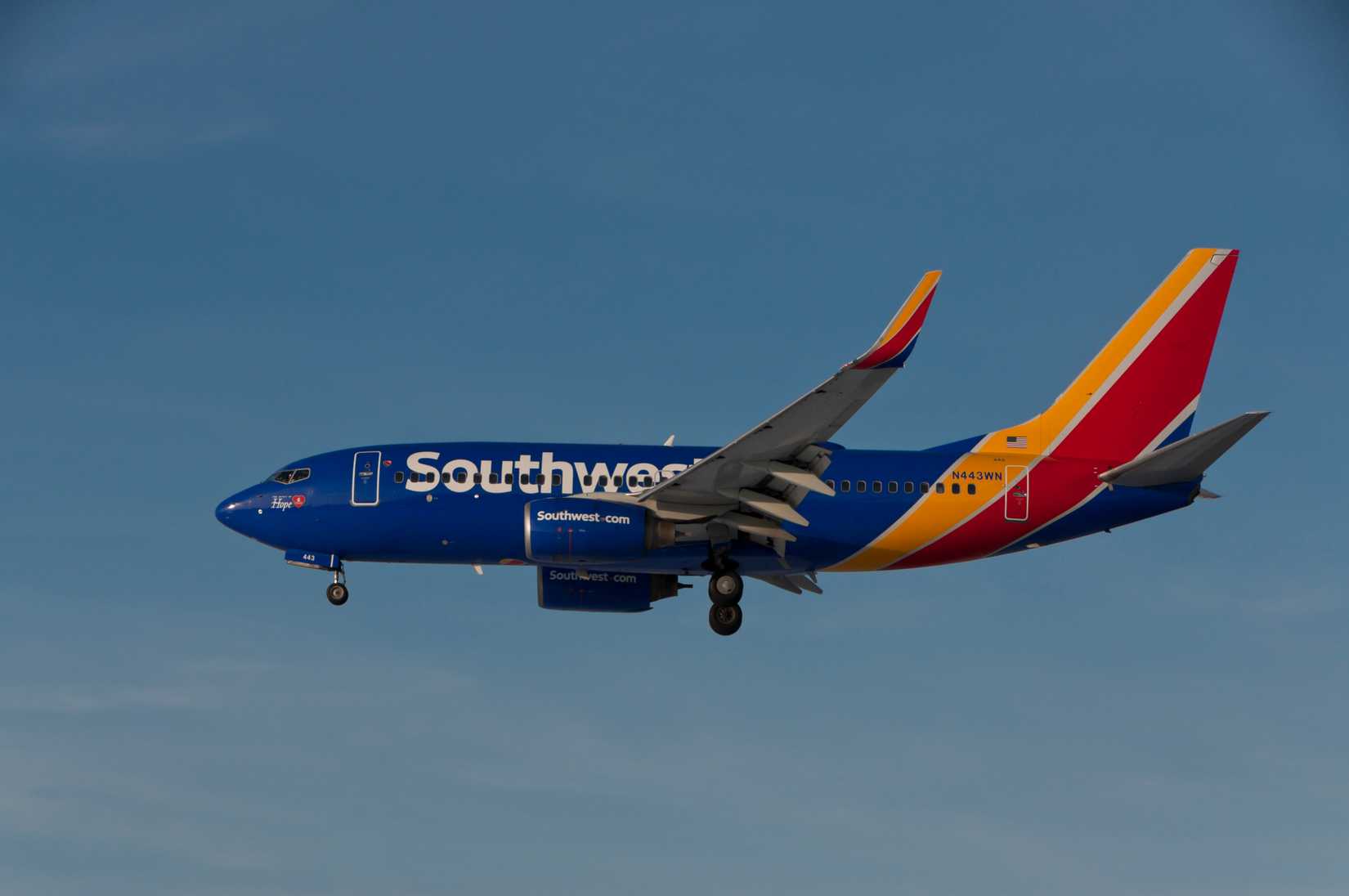 N443WN_Southwest_Airlines_1