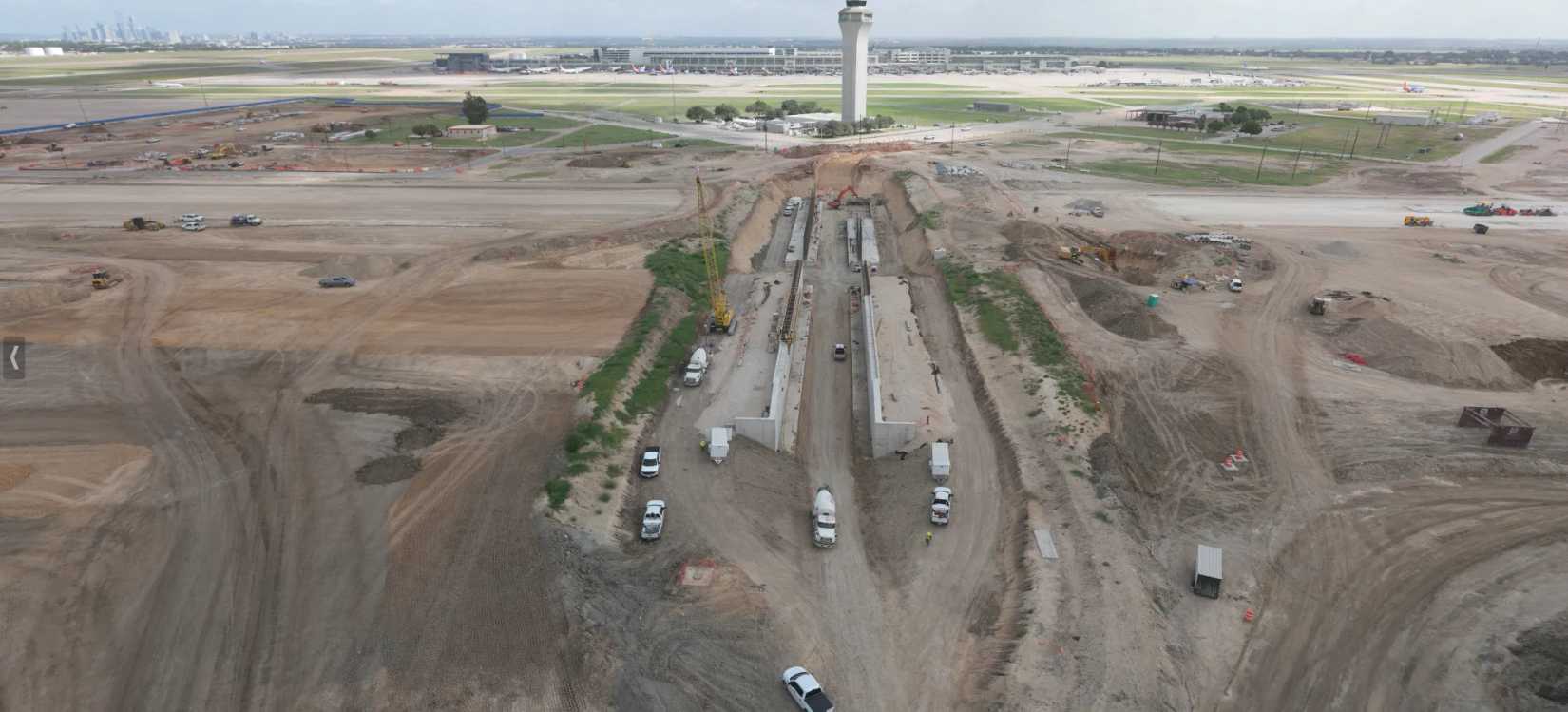 One of the most important behind-the-scenes projects is the New Midfield Taxiways.