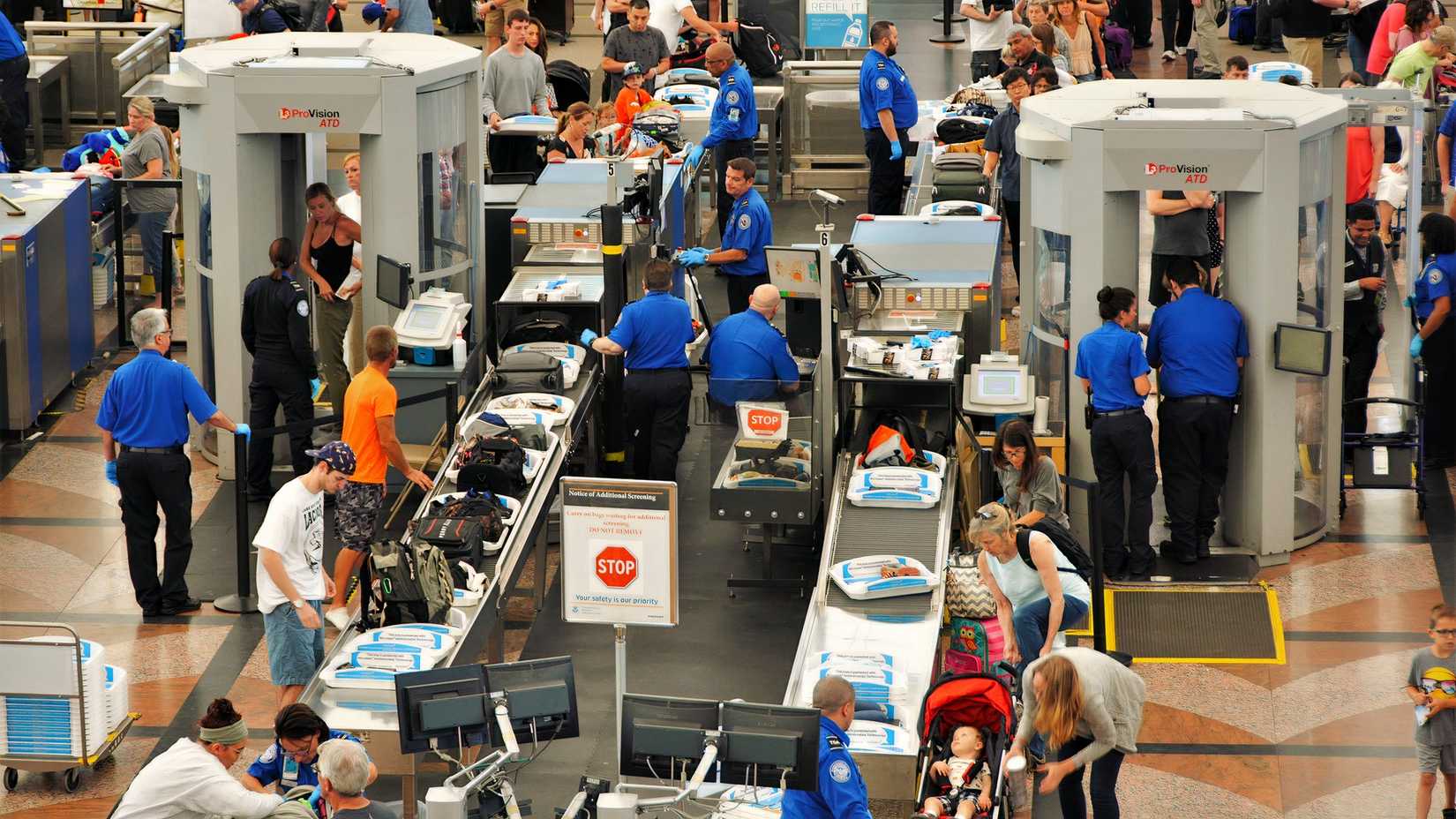 Busy TSA checkpoint