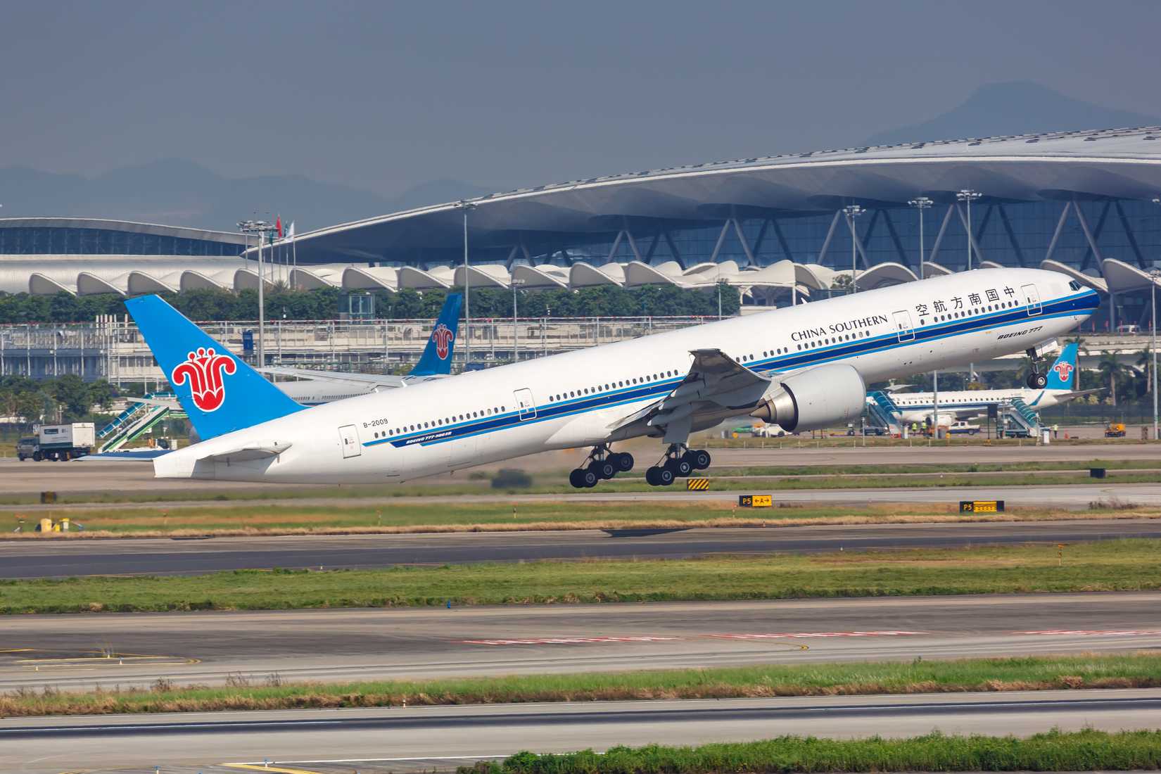 China Southern Boeing 777-300ER Taking Off