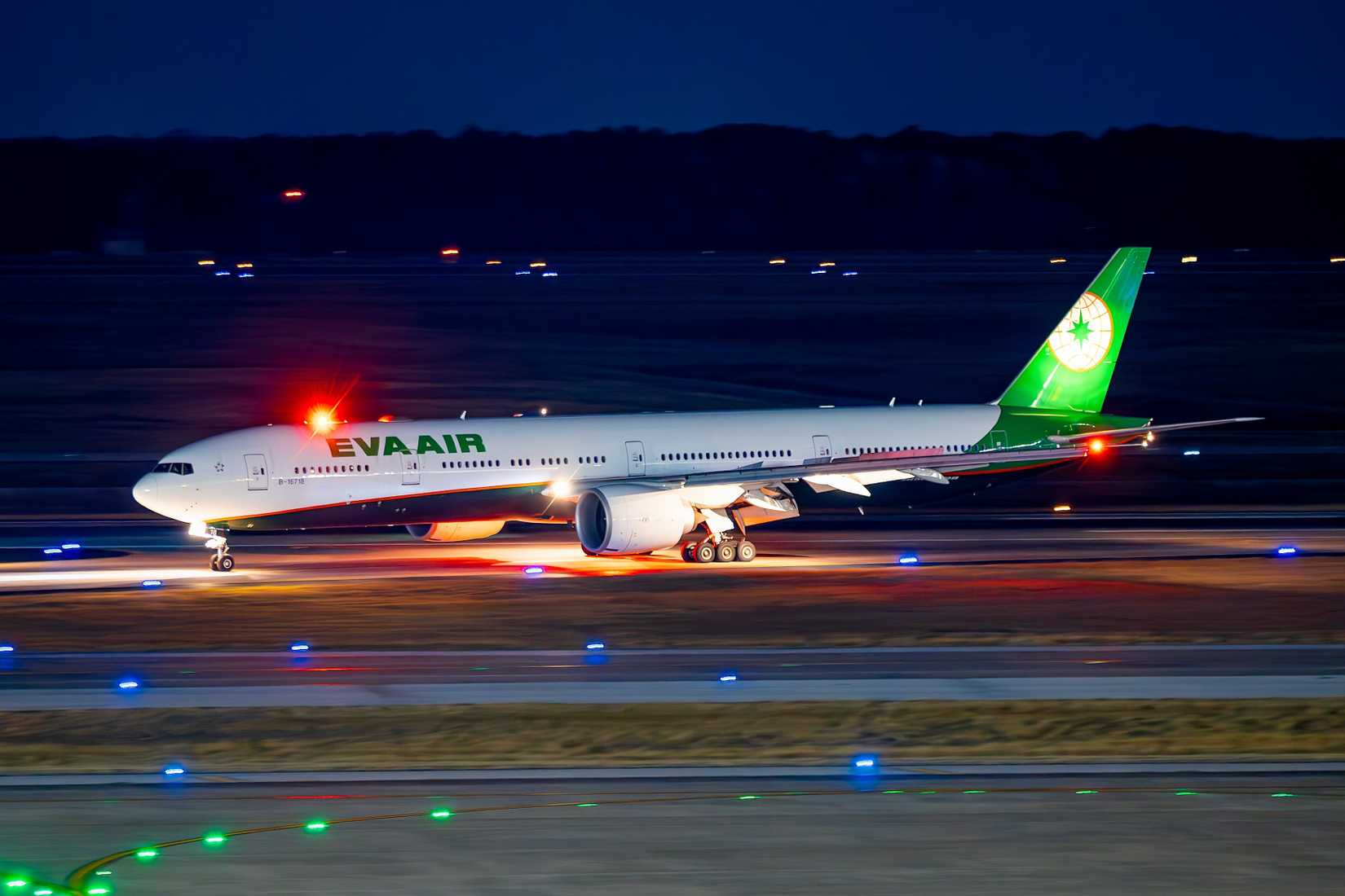EVA Air Boeing 777-300ER Taxiing