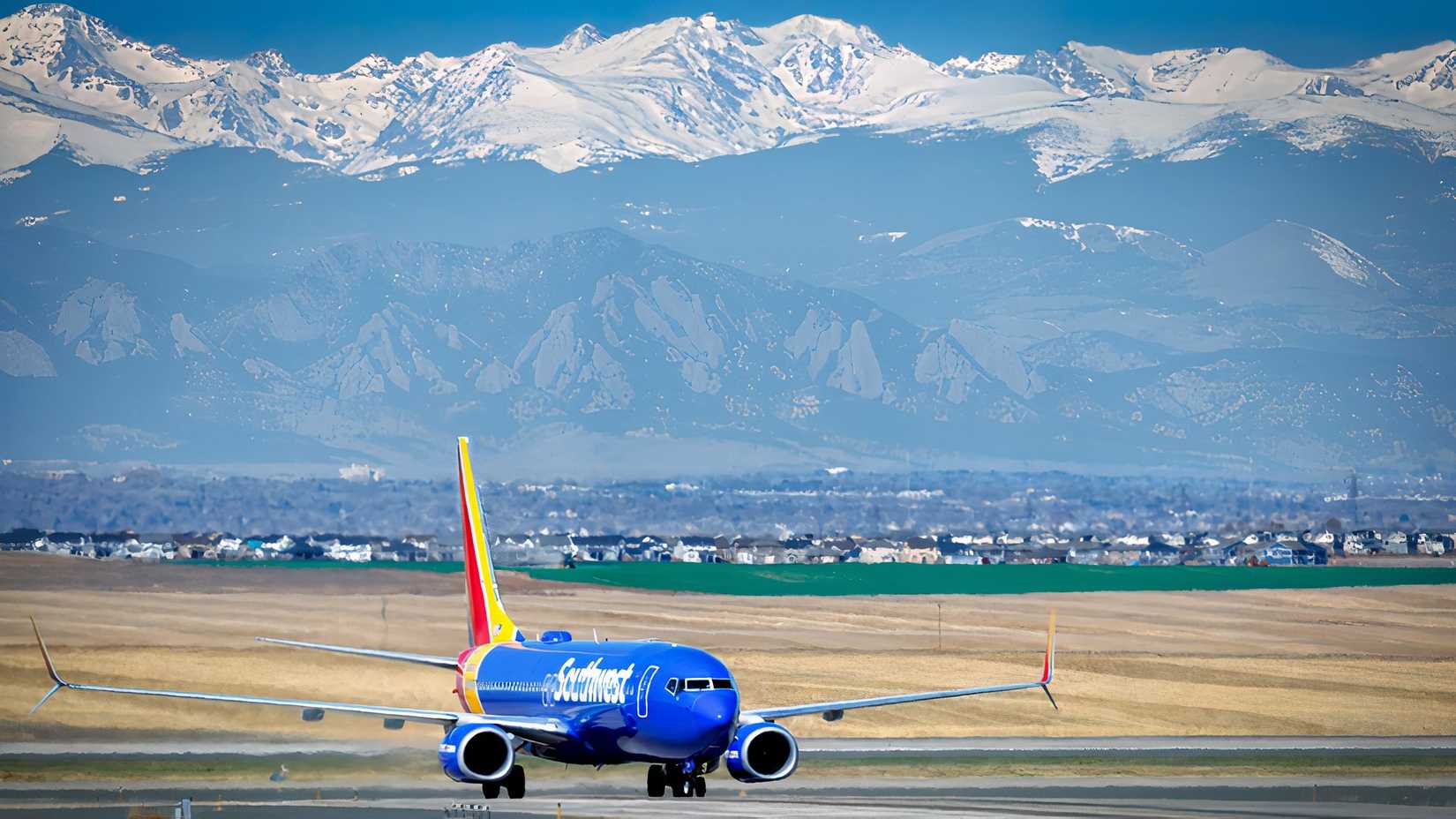 Southwest Airlines 737-800 at DEN