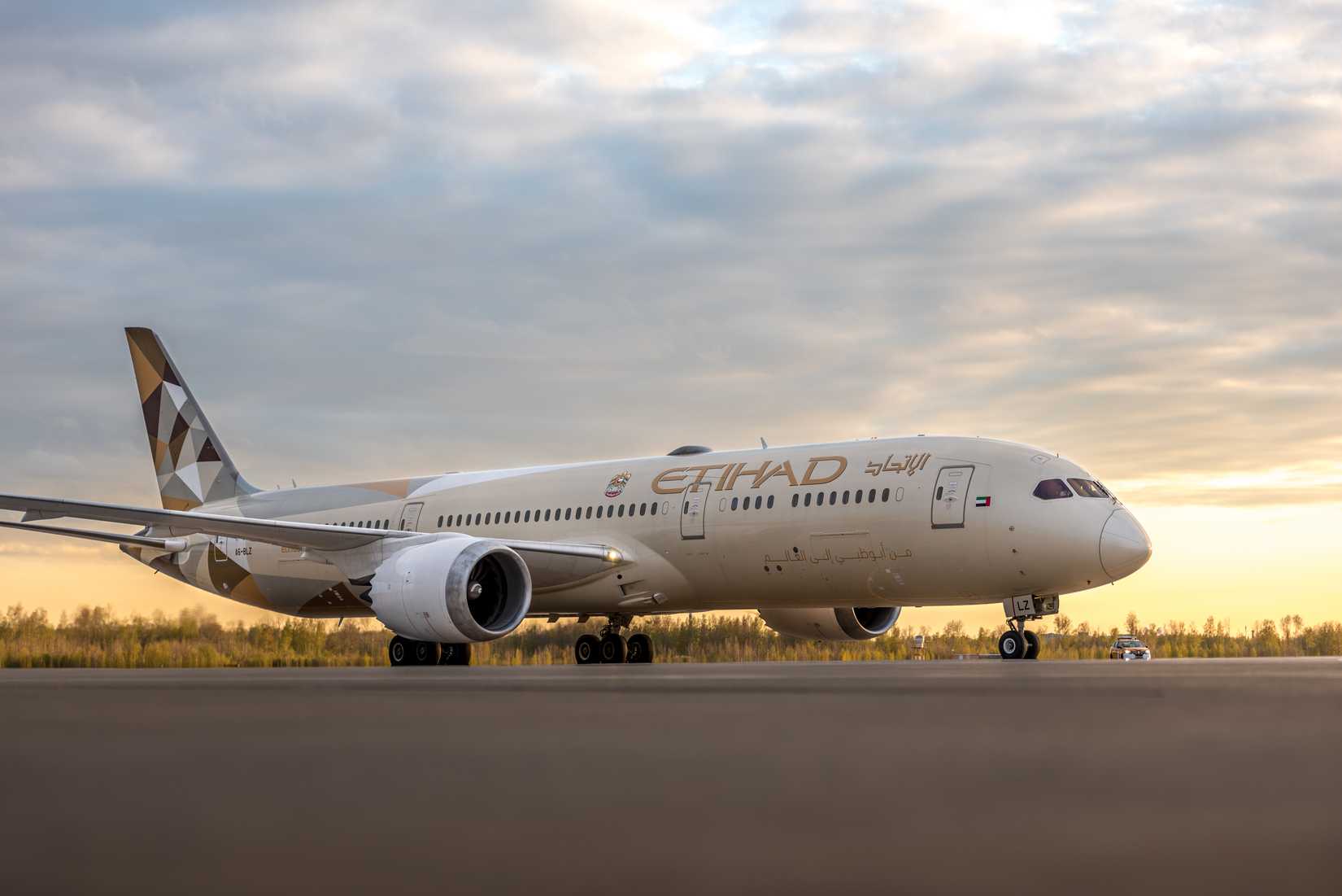 Etihad Airways Boeing 787-9 Dreamliner aircraft taxiing