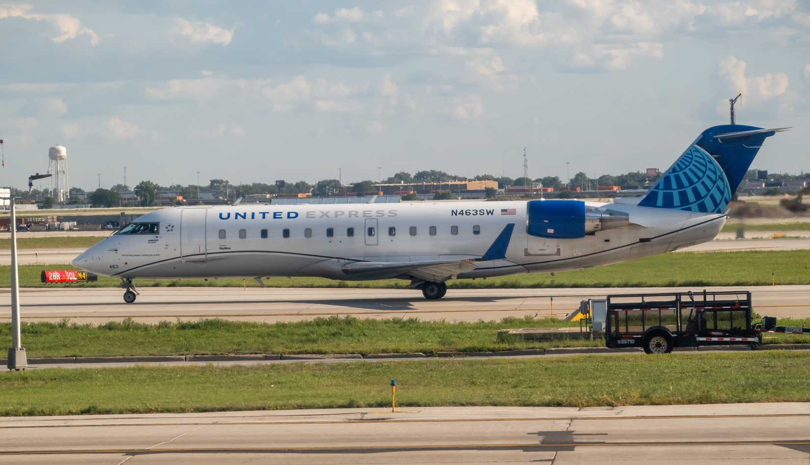 United Express CRJ-200 on the ground in Chicago