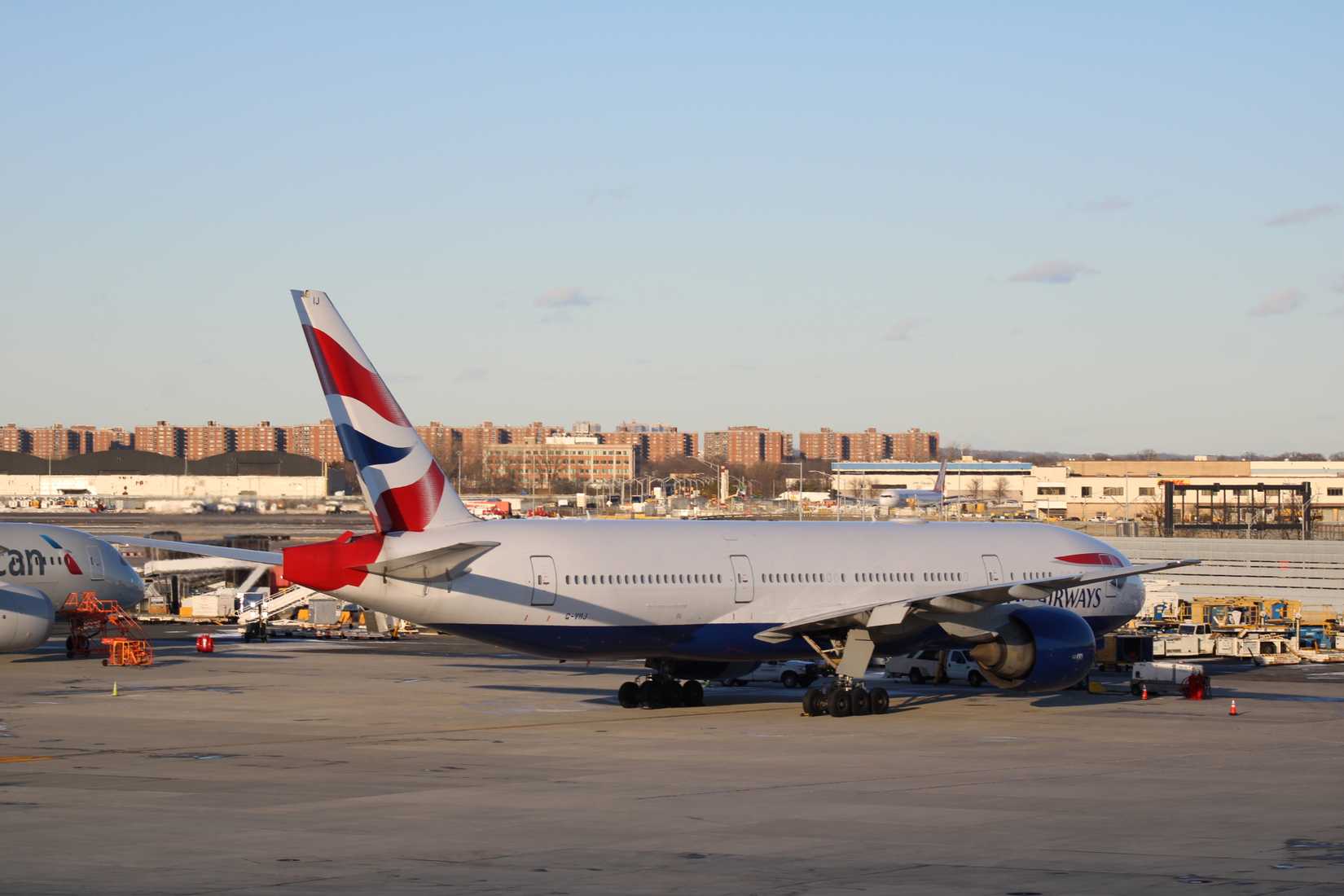 A British Airways Boeing 777 with full rudder deflection