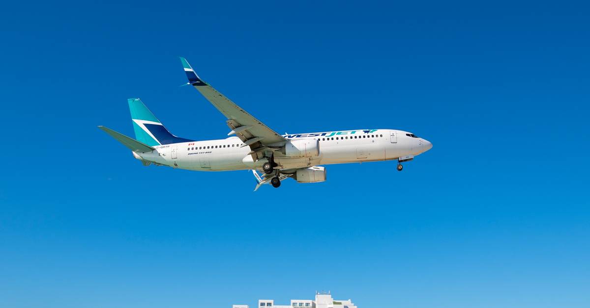 WestJet Captain Calls Out Seattle Airport After 737 Burns 800 Lbs Of Fuel Just To Reach The Runway