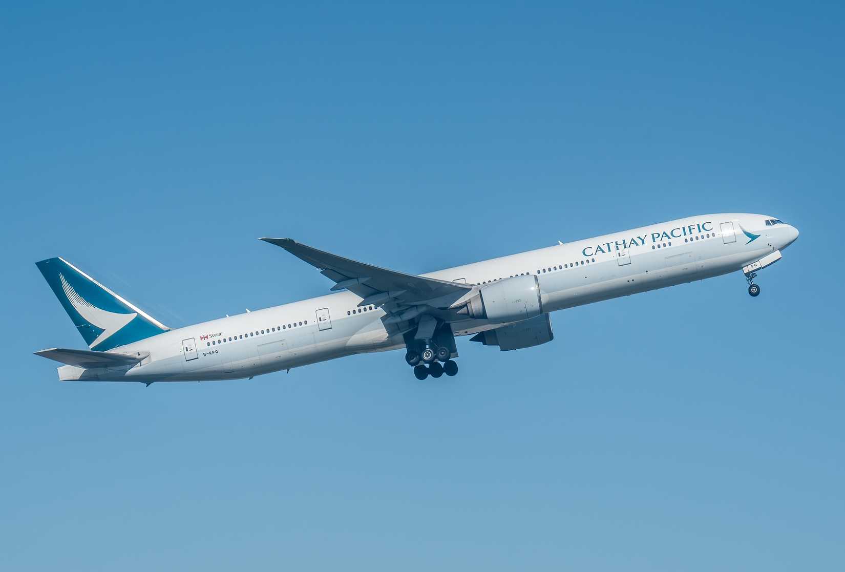 Cathay Pacific Boeing 777-300ER Climbing