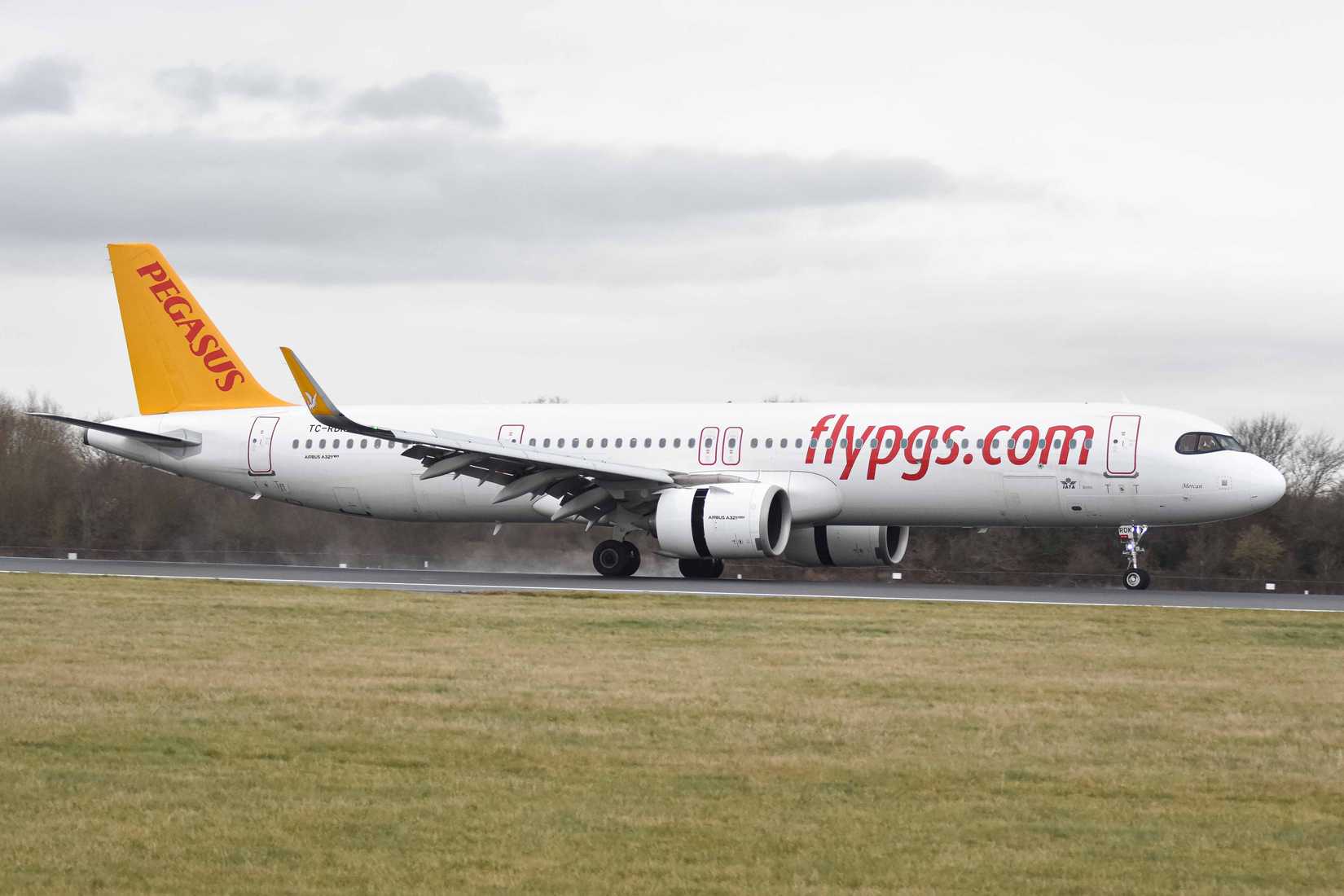 Pegasus A321neo Takeoff