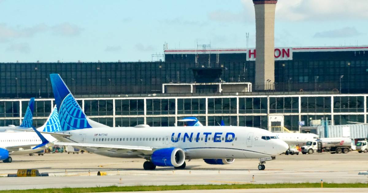 Chicago O'Hare Digs Up 50-Ton Boulder Under Airfield, Asks The Public For Name Ideas