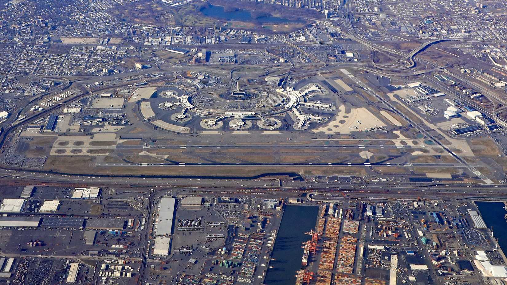 Papi Flying Newark Liberty's $4.5M Runway Rehab Plans Announced
