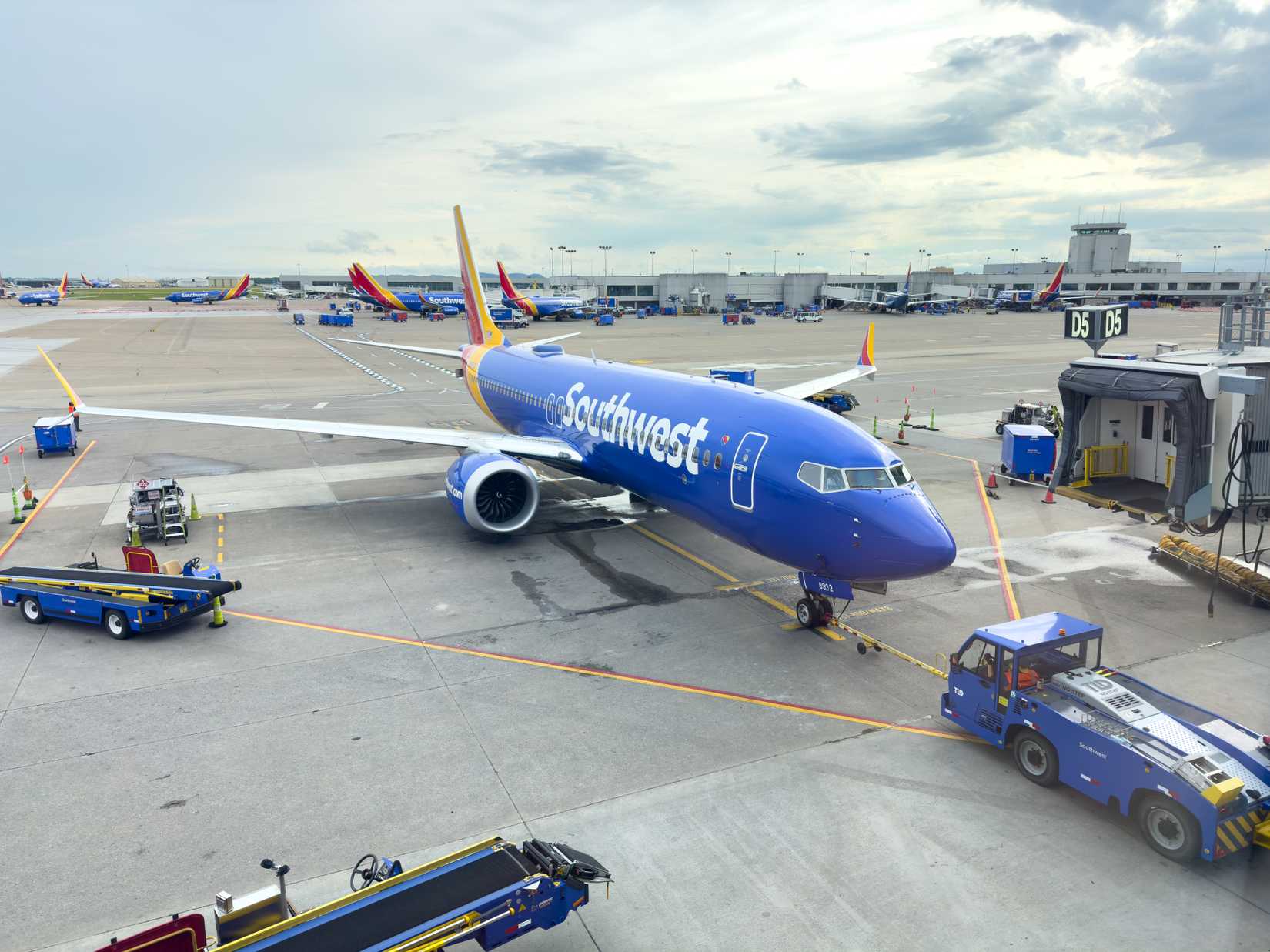 Southwest Airlines at Charlotte NC ZikG
