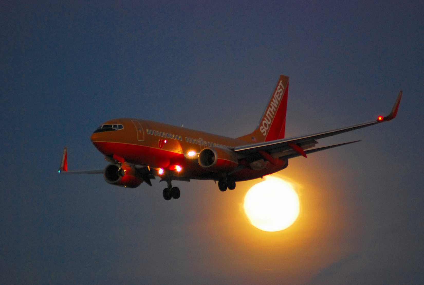 SOUTHWEST_AIRLINES_(2133884331)