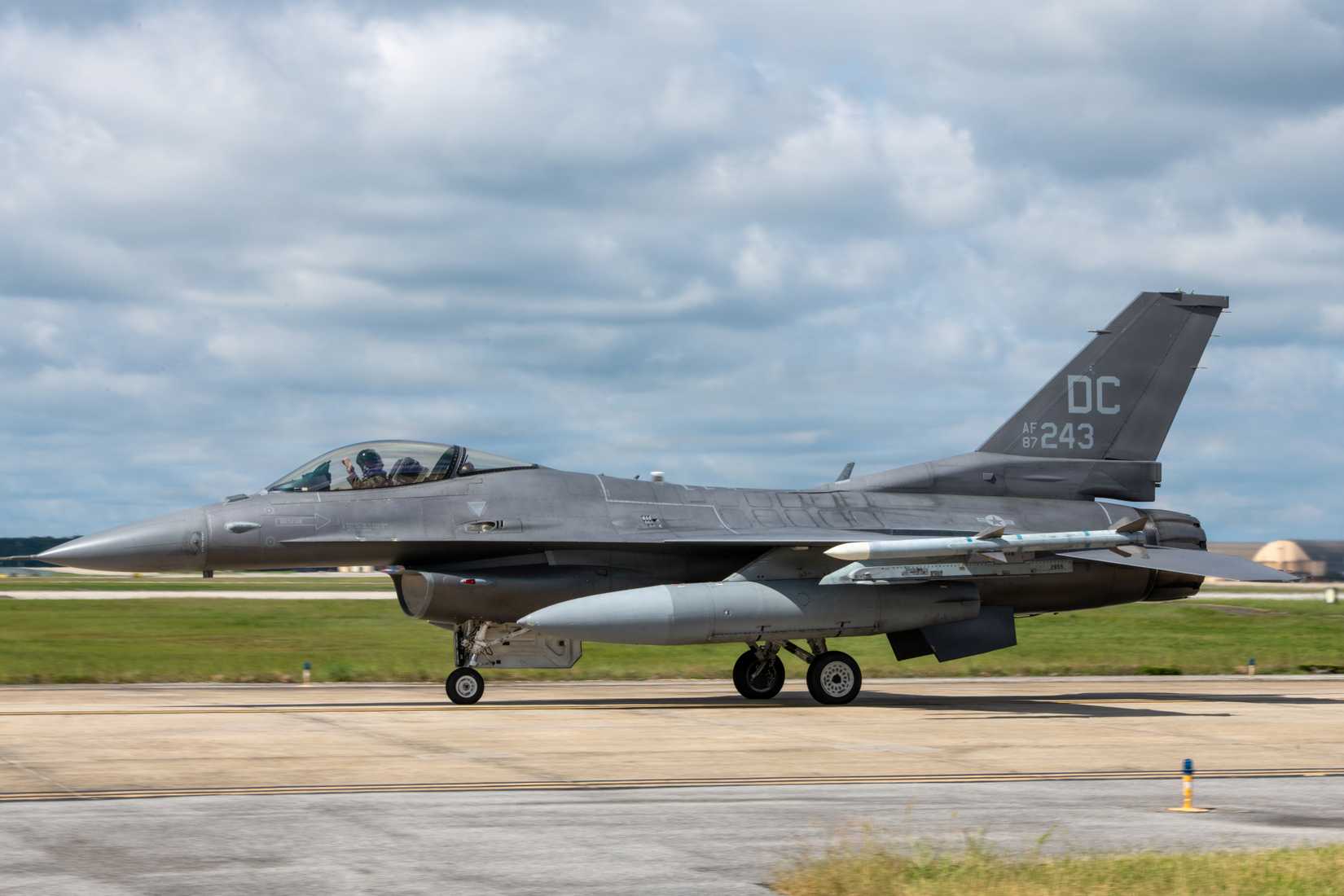 US Air Force F-16
