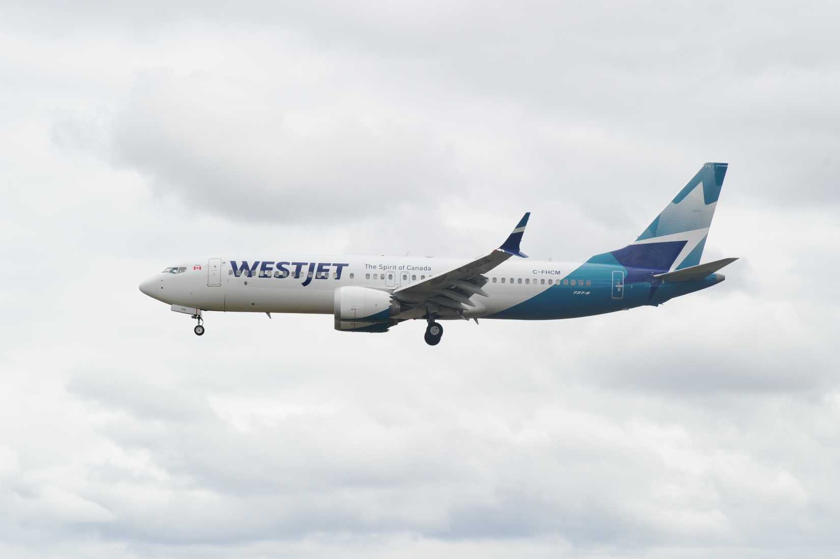 WestJet Boeing 737 MAX 8 Toronto