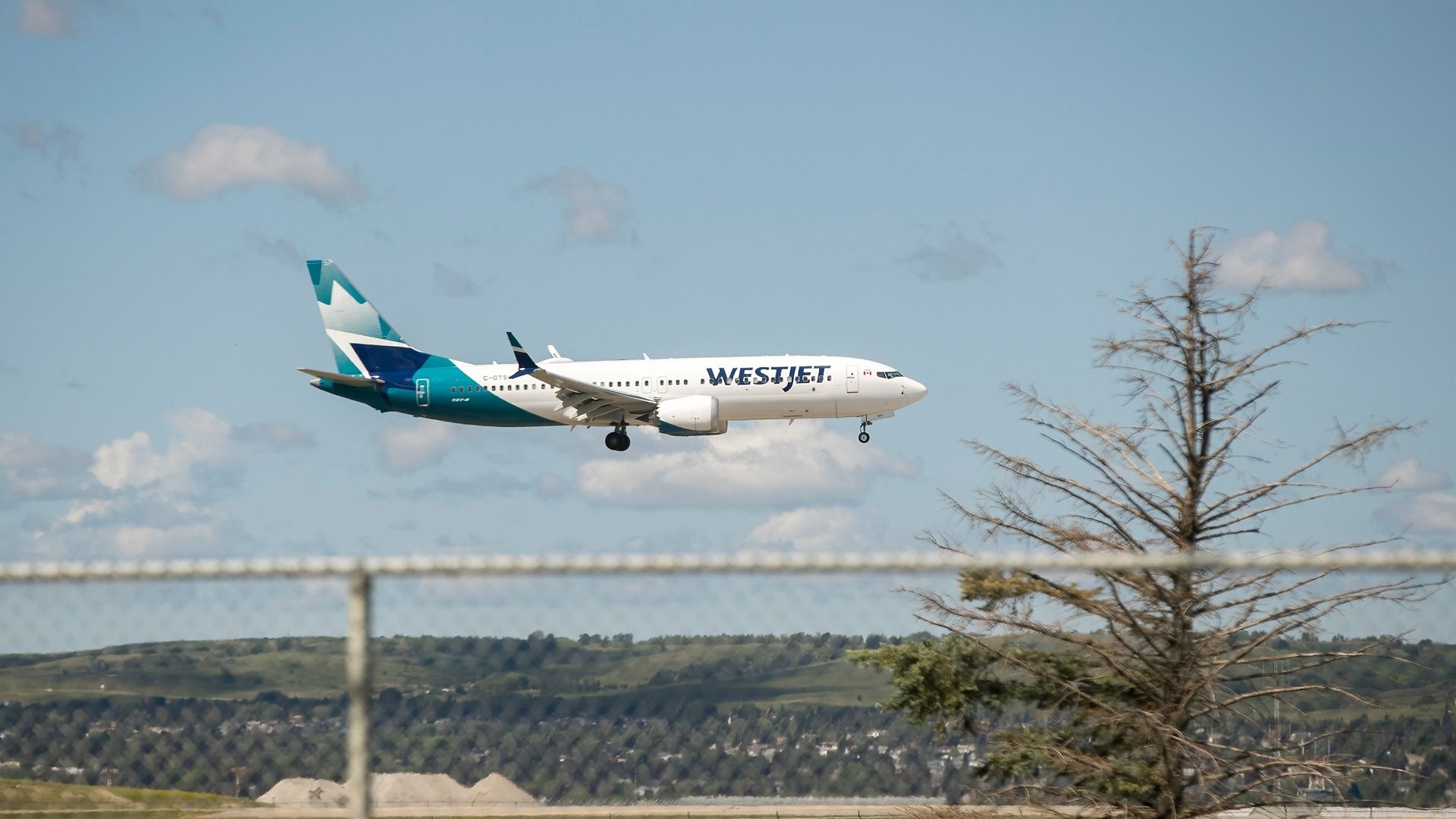WestJet Cancels 10 Nonstop Routes From This Major City: See Full List Now