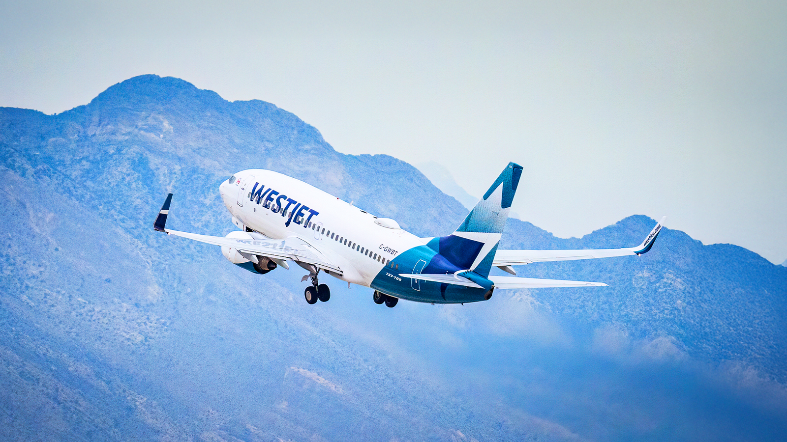 WestJet vende 27 aviões Boeing 737 mas mantém frota ativa