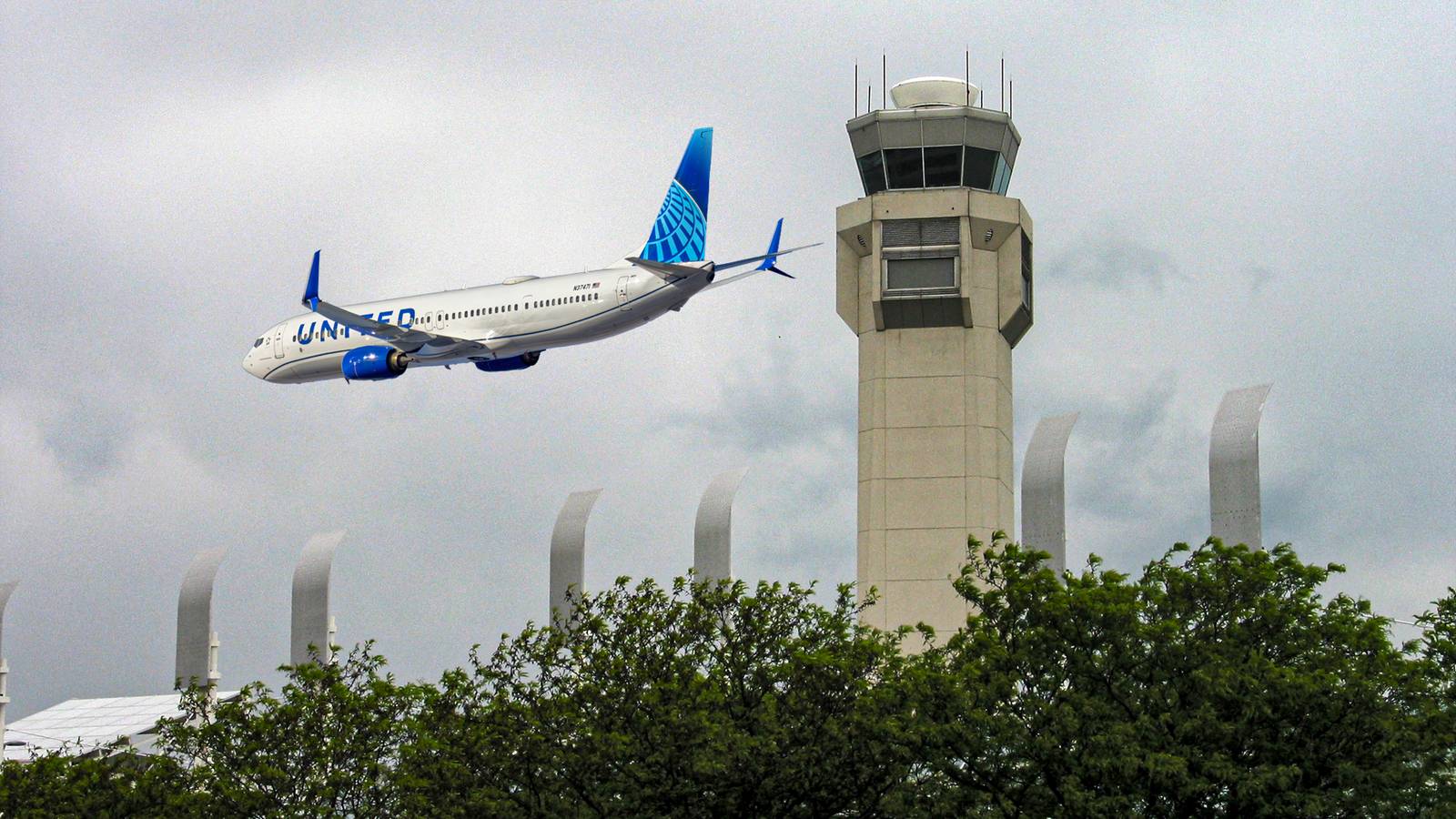 United Airlines volta a aeroporto importante após 12 anos